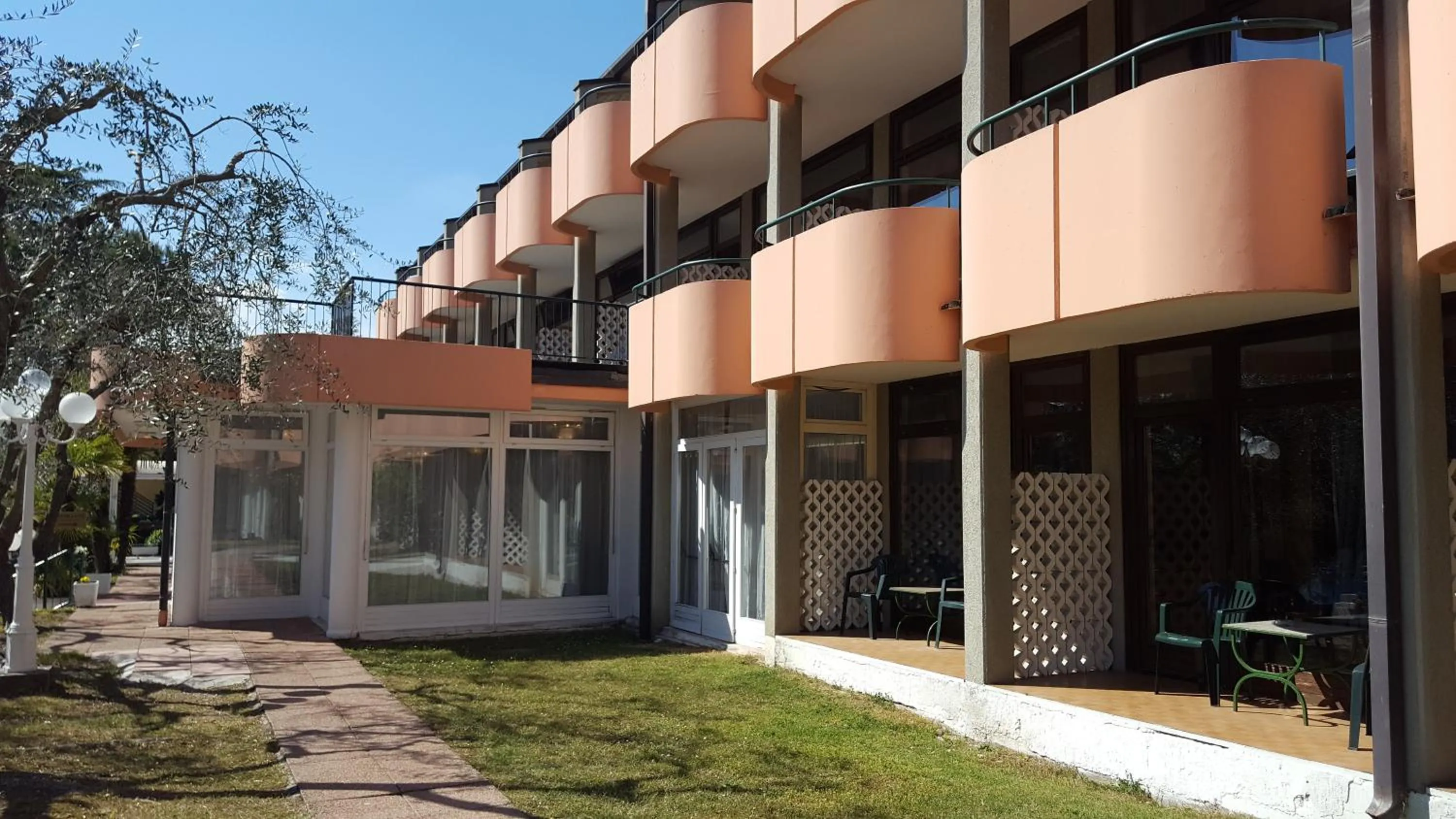 Facade/entrance in Hotel Royal