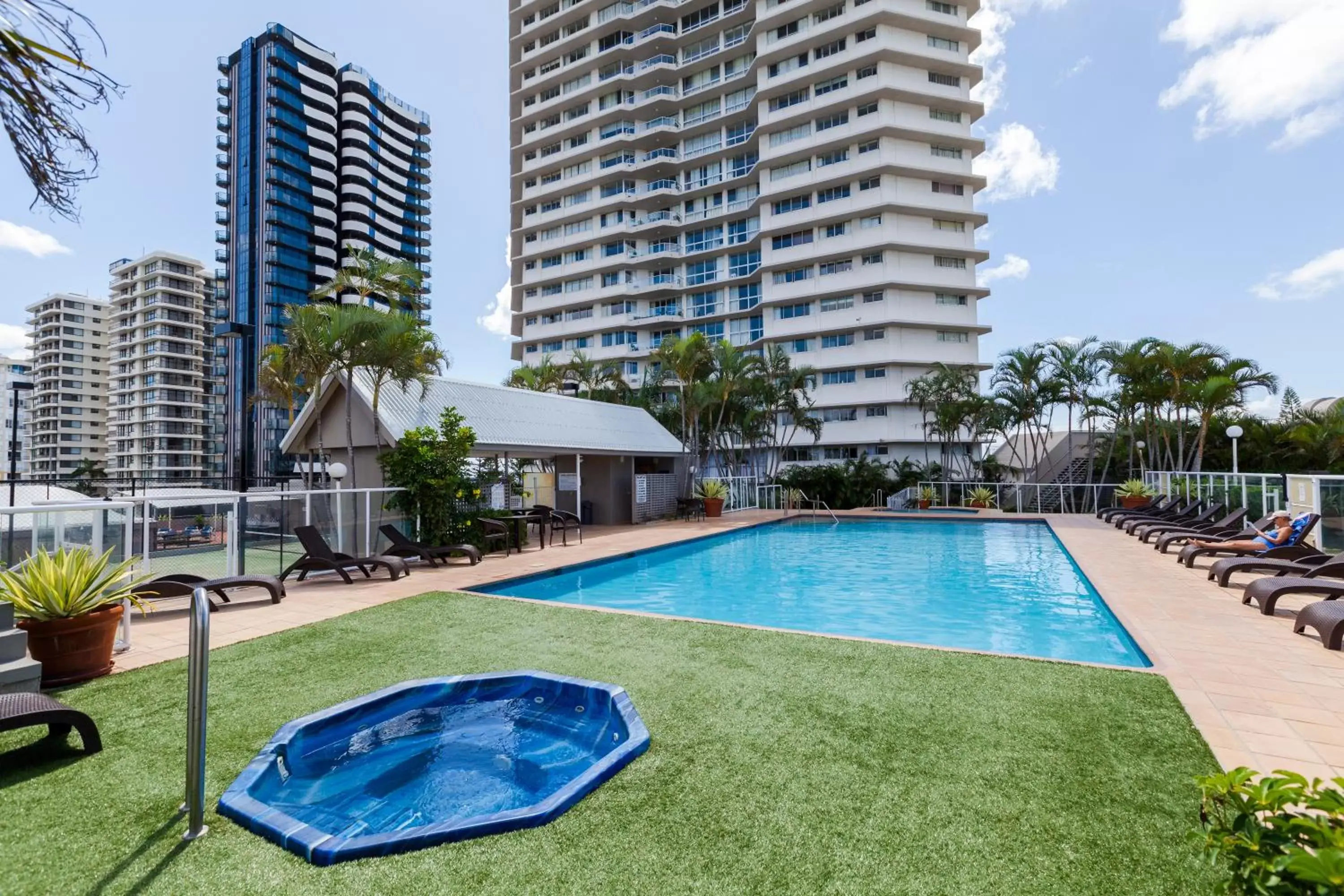Swimming Pool in Points North Apartments