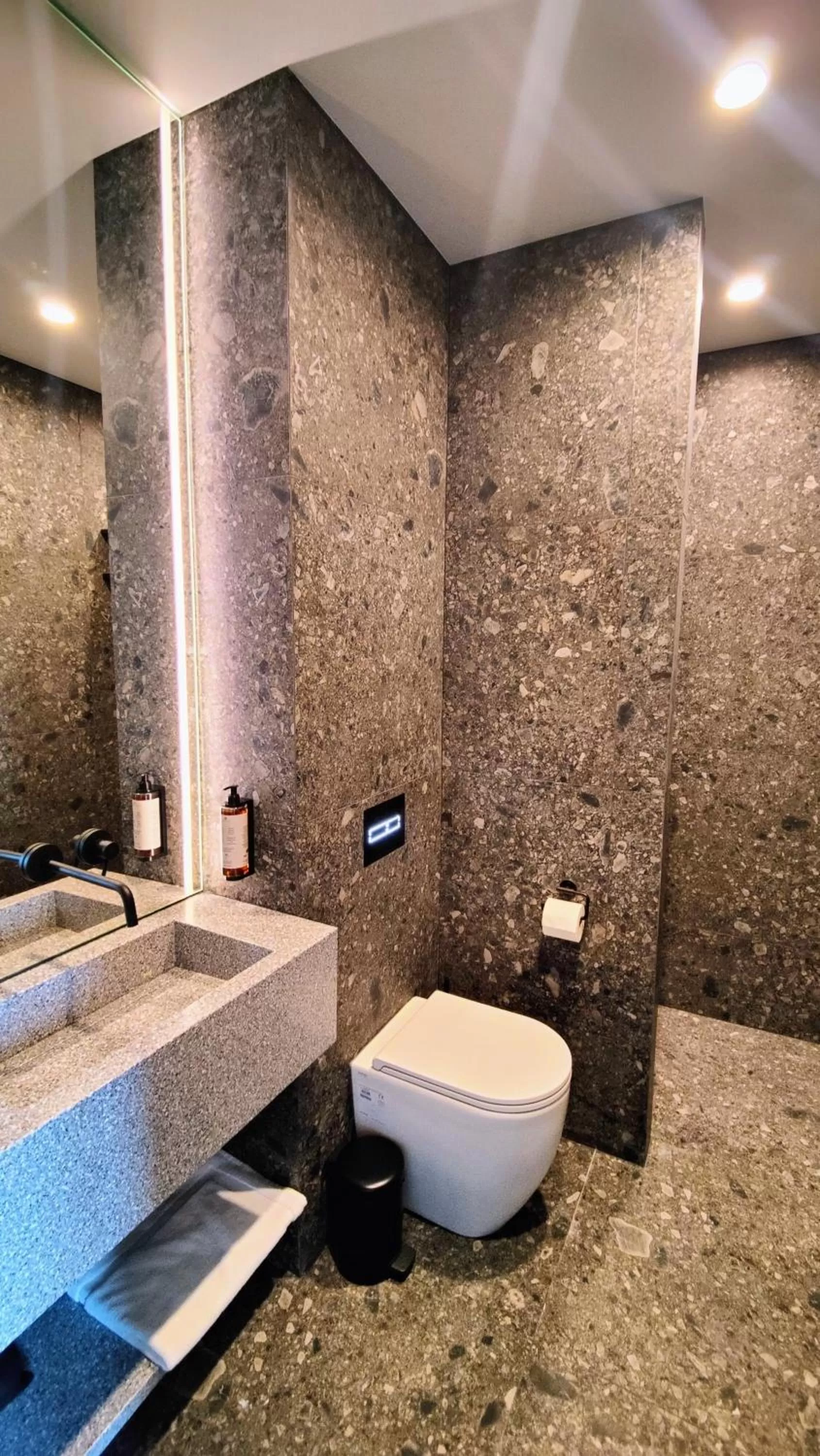 Bathroom in Hotel Panorama
