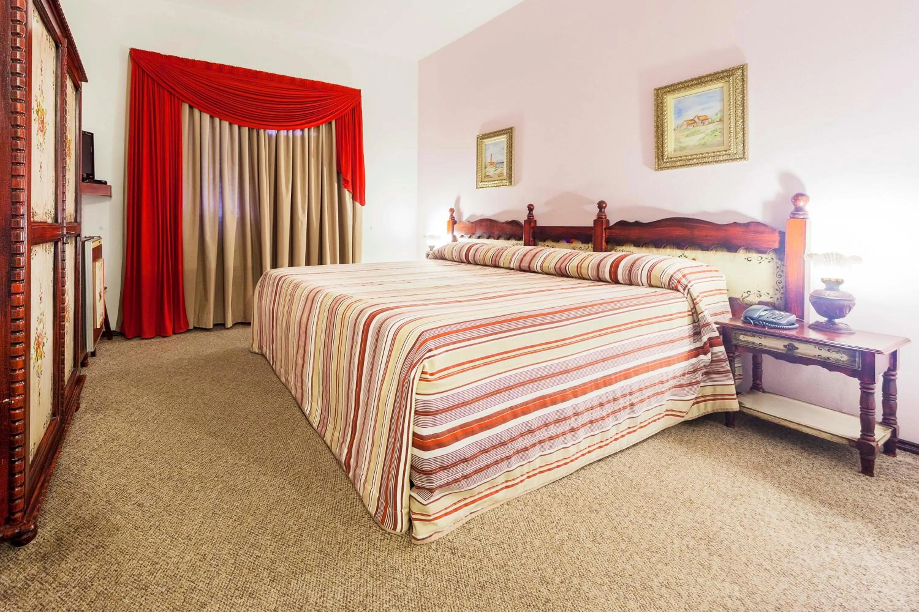 Bedroom, Bed in Hotel Tannenhof