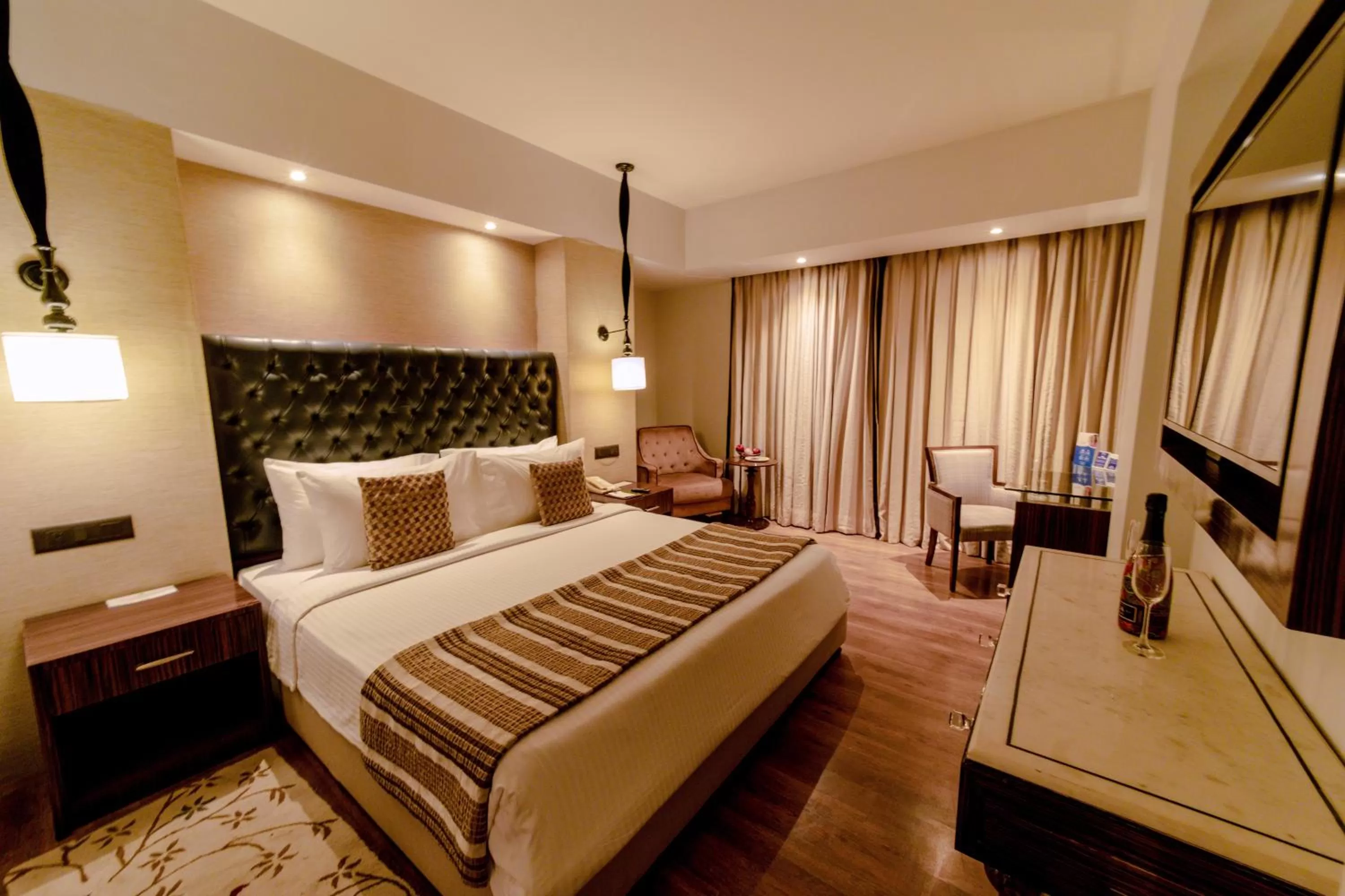 Bed in Sarovar Portico Jaipur