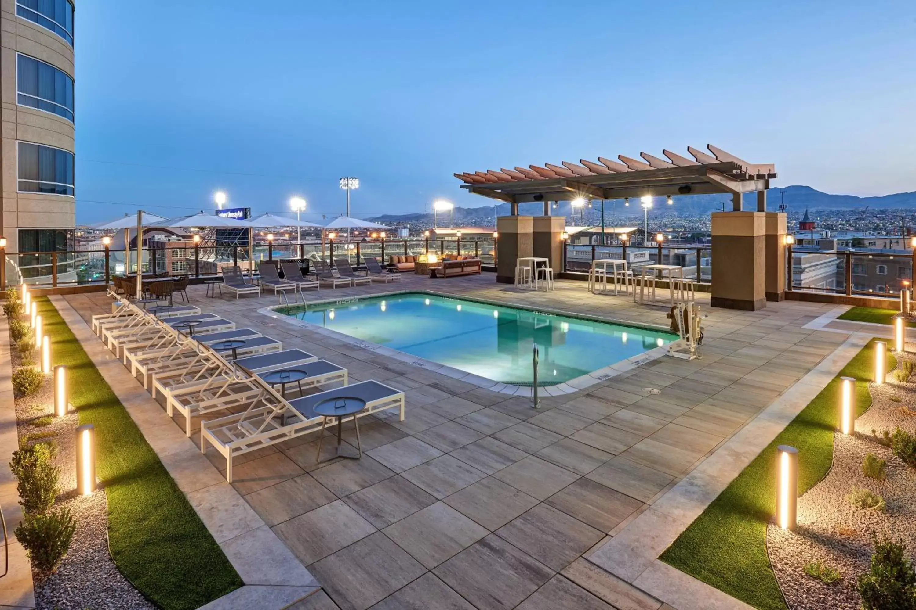 Swimming Pool in Courtyard By Marriott El Paso Downtown/Convention Center