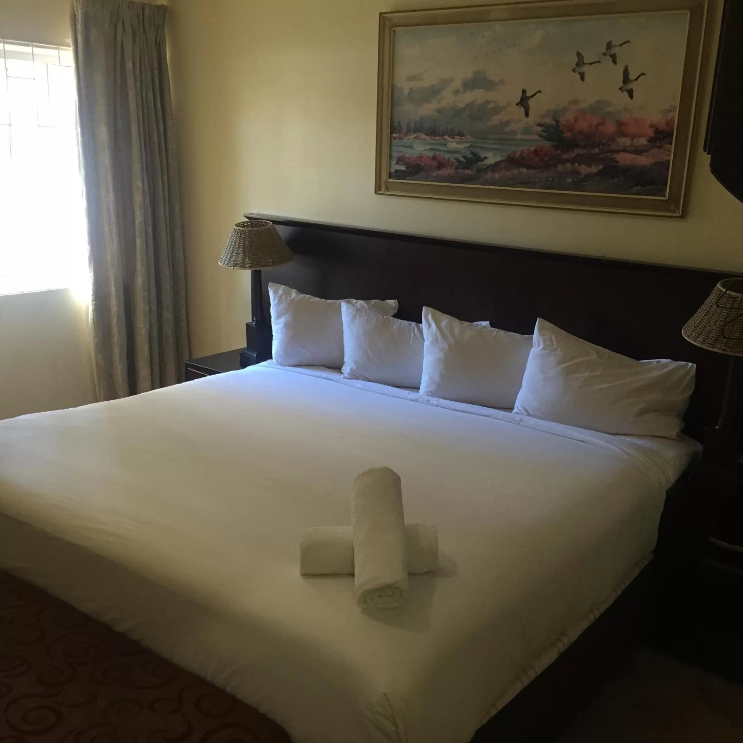 Photo of the whole room, Bed in Grange Gardens Hotel