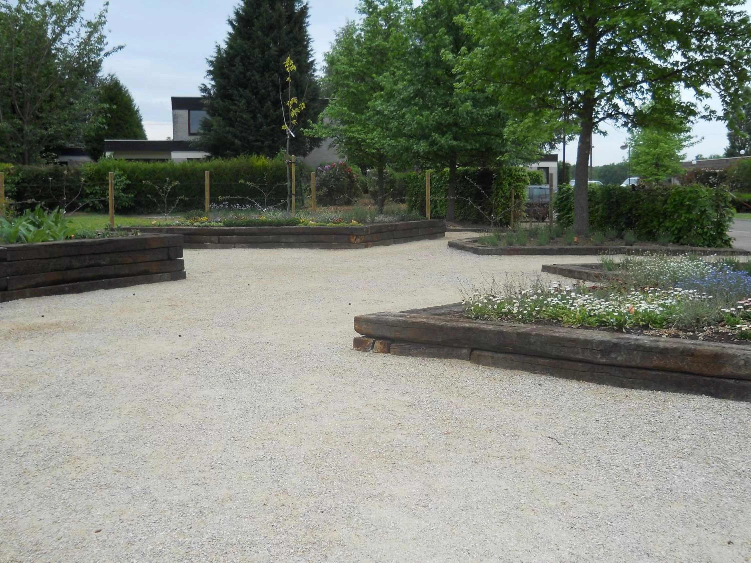 Garden in Le Relais De La Haute Sambre