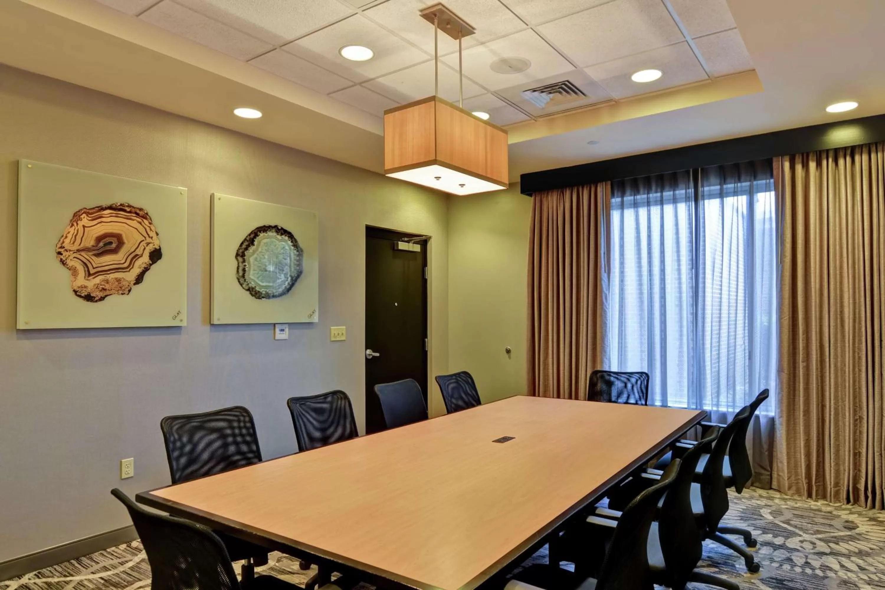 Meeting/conference room in DoubleTree by Hilton Hotel Baton Rouge