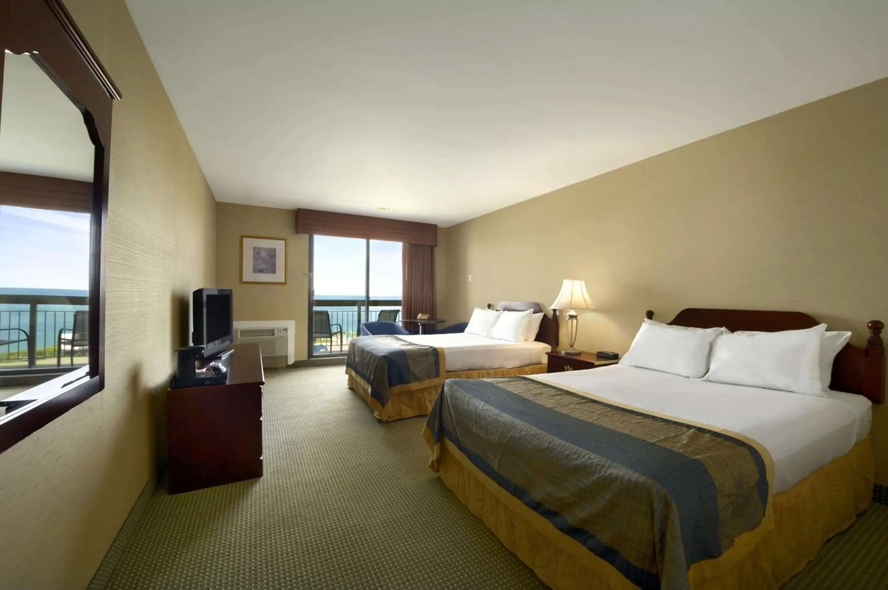 Photo of the whole room in Ramada by Wyndham Jordan/Beacon Harbourside Resort