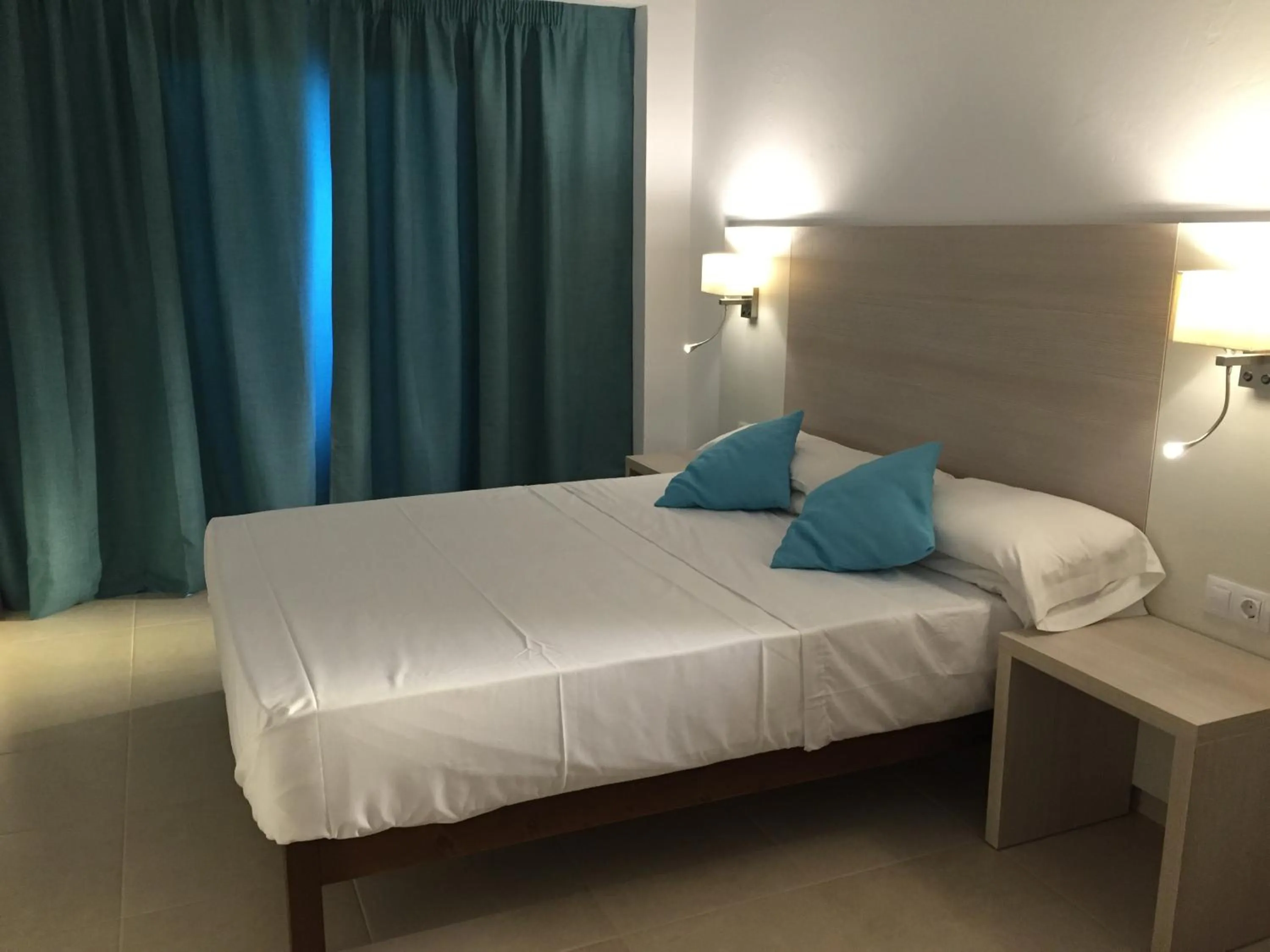 Bed in Hotel Antares