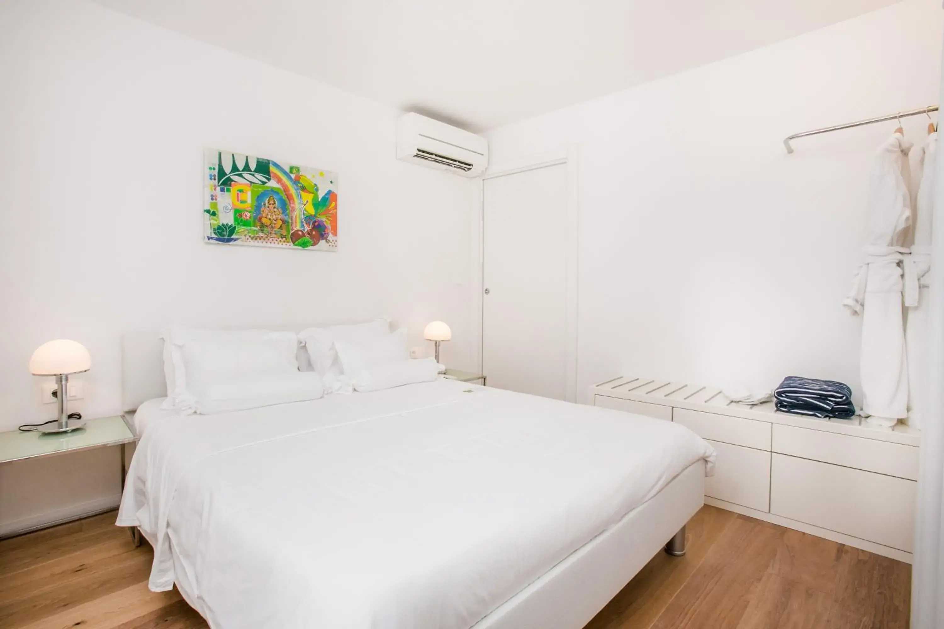 Bedroom, Bed in Divota Apartment Hotel