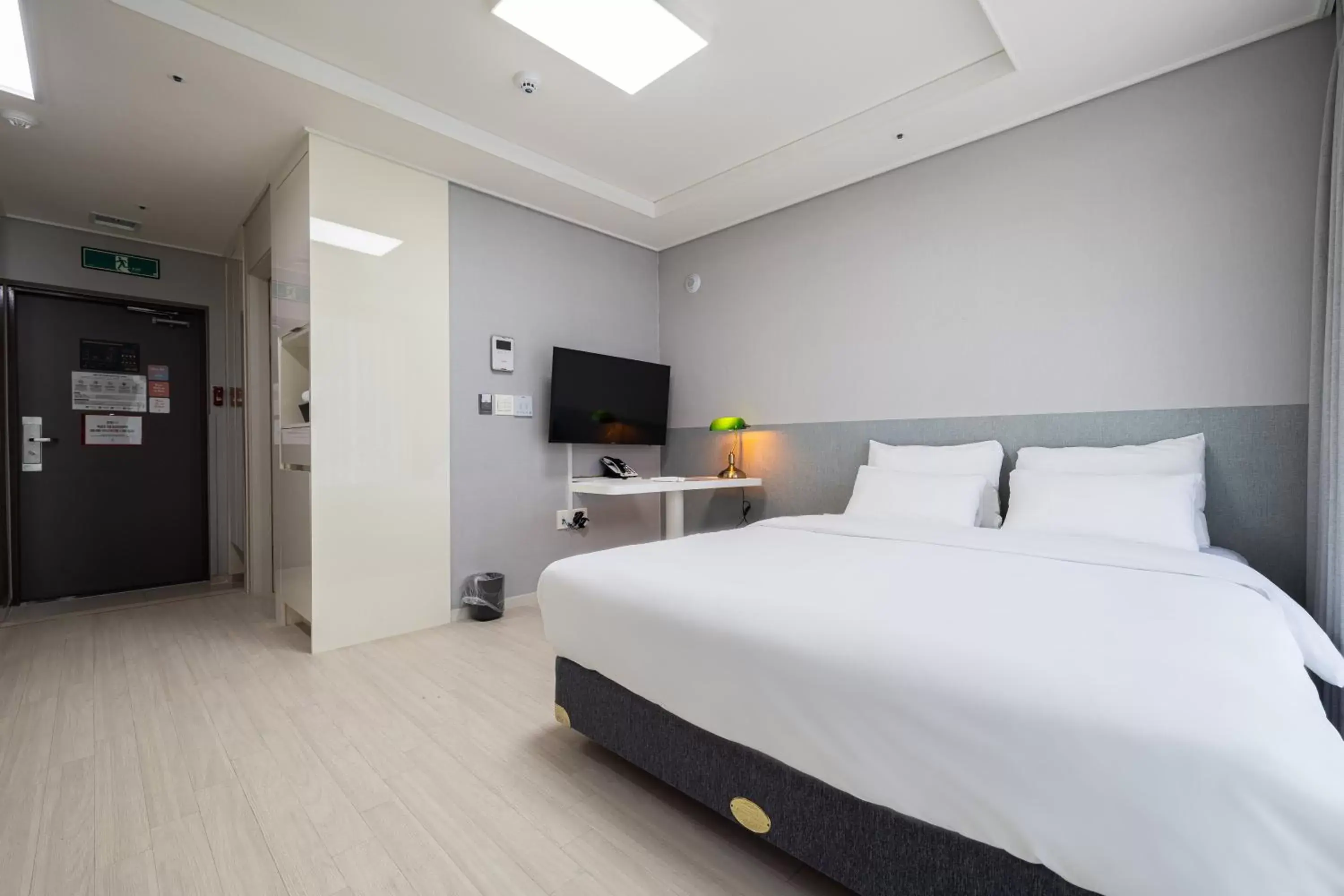 Bed in GL City Hotel Incheon Airport Bed in GL City Hotel Incheon Airport