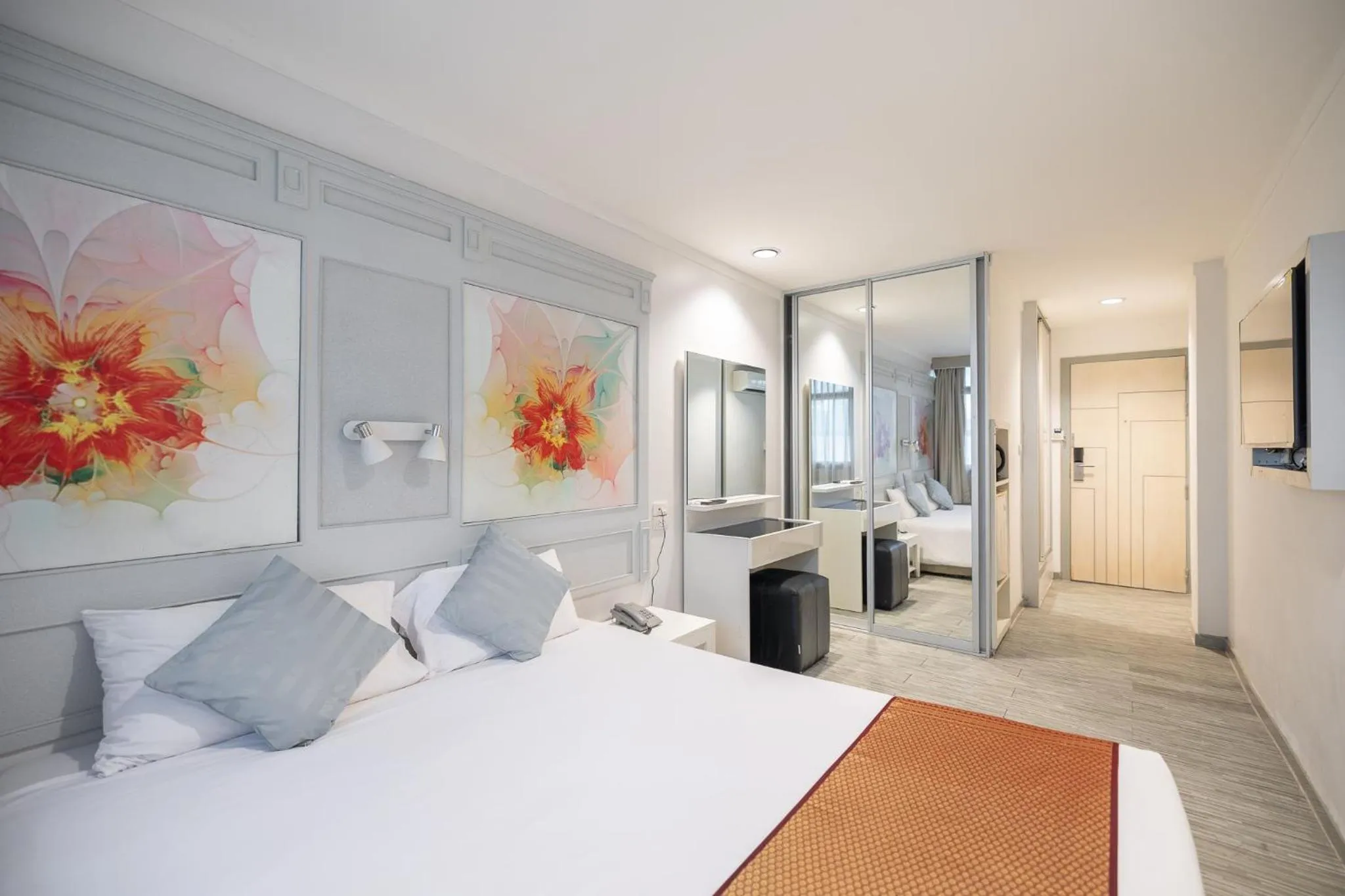 Bed in Pratunam City Inn