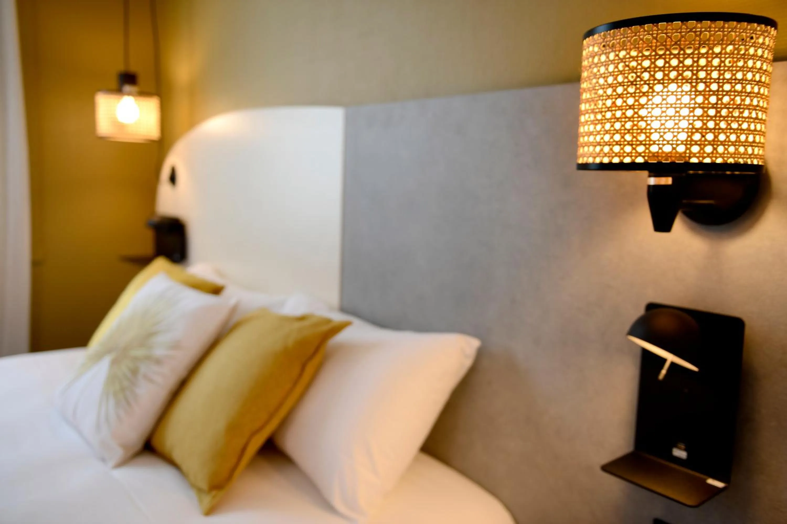 Bed in Hôtel Villa Berlioz