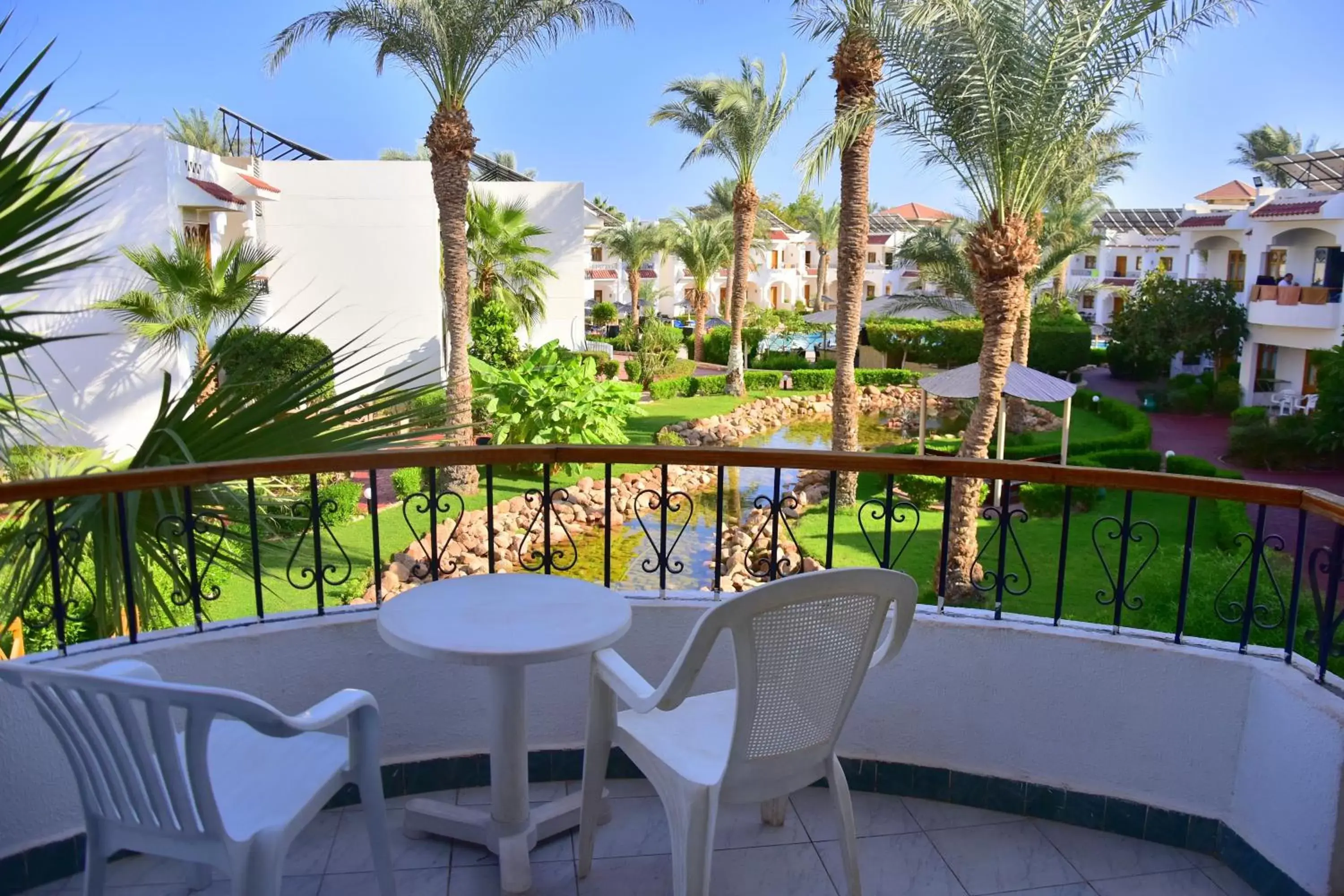 Patio, Balcony/Terrace in Dive Inn Resort