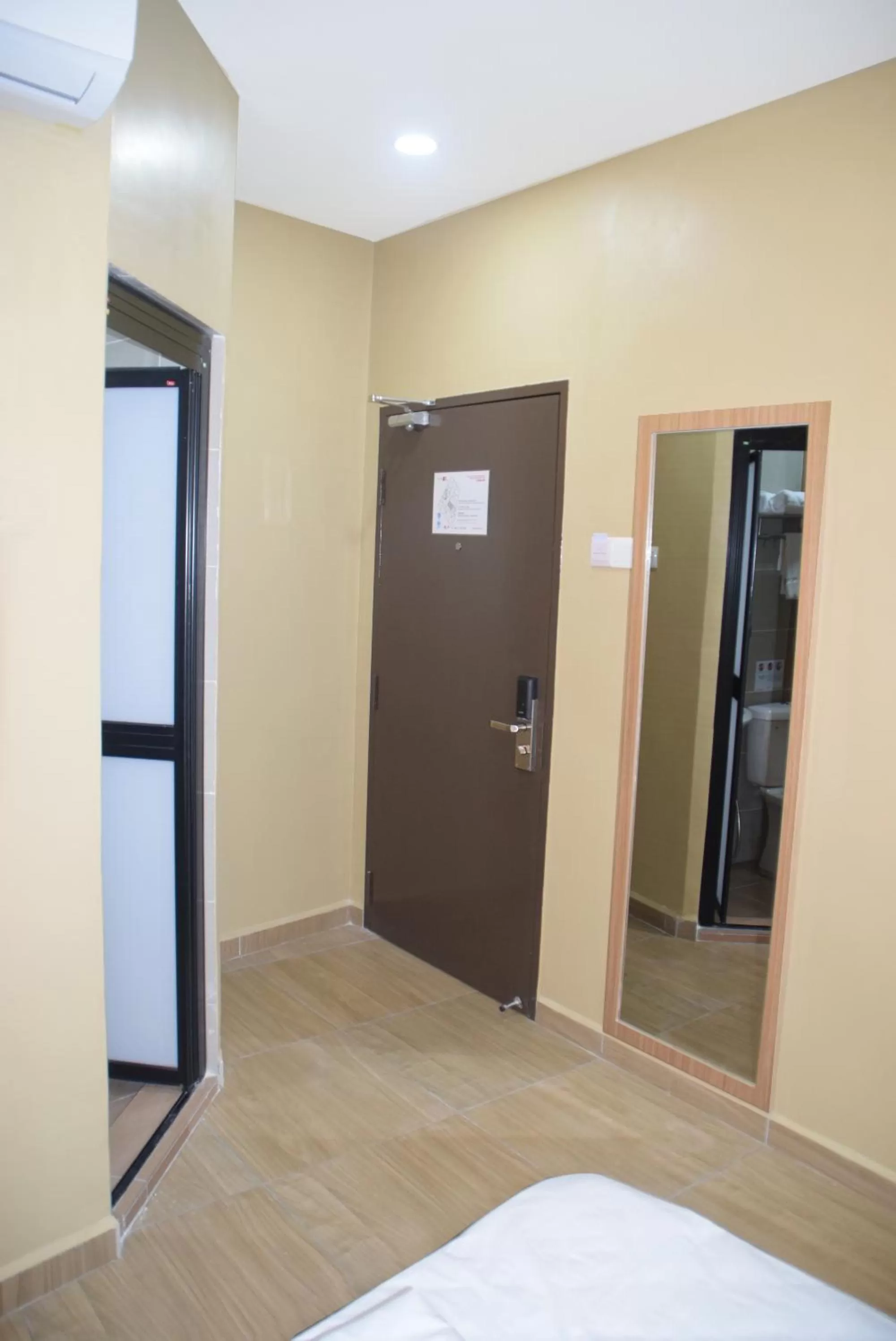 Photo of the whole room, Bed in Asiago Hotel