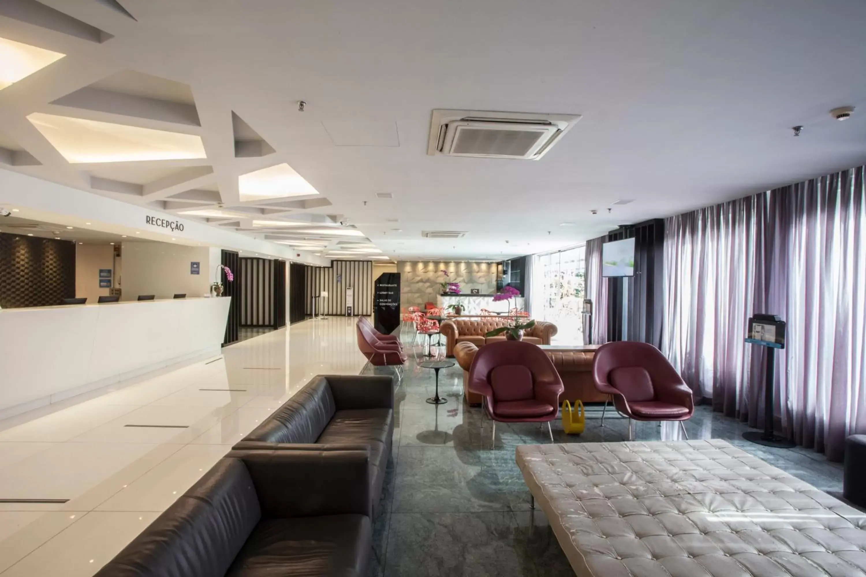 Lounge or bar in Hotel WZ Jardins