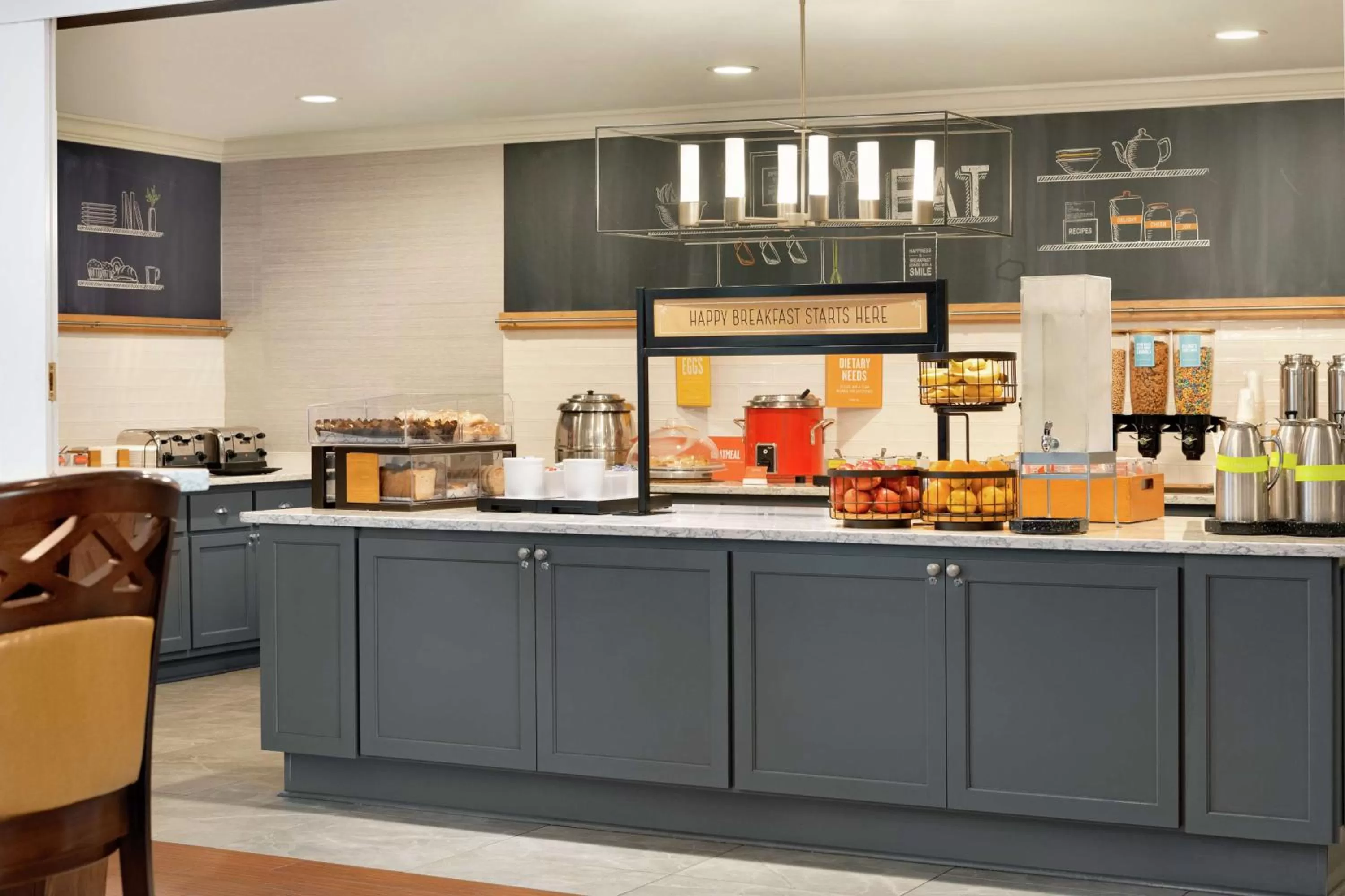 Breakfast in Hampton Inn & Suites Montgomery-EastChase