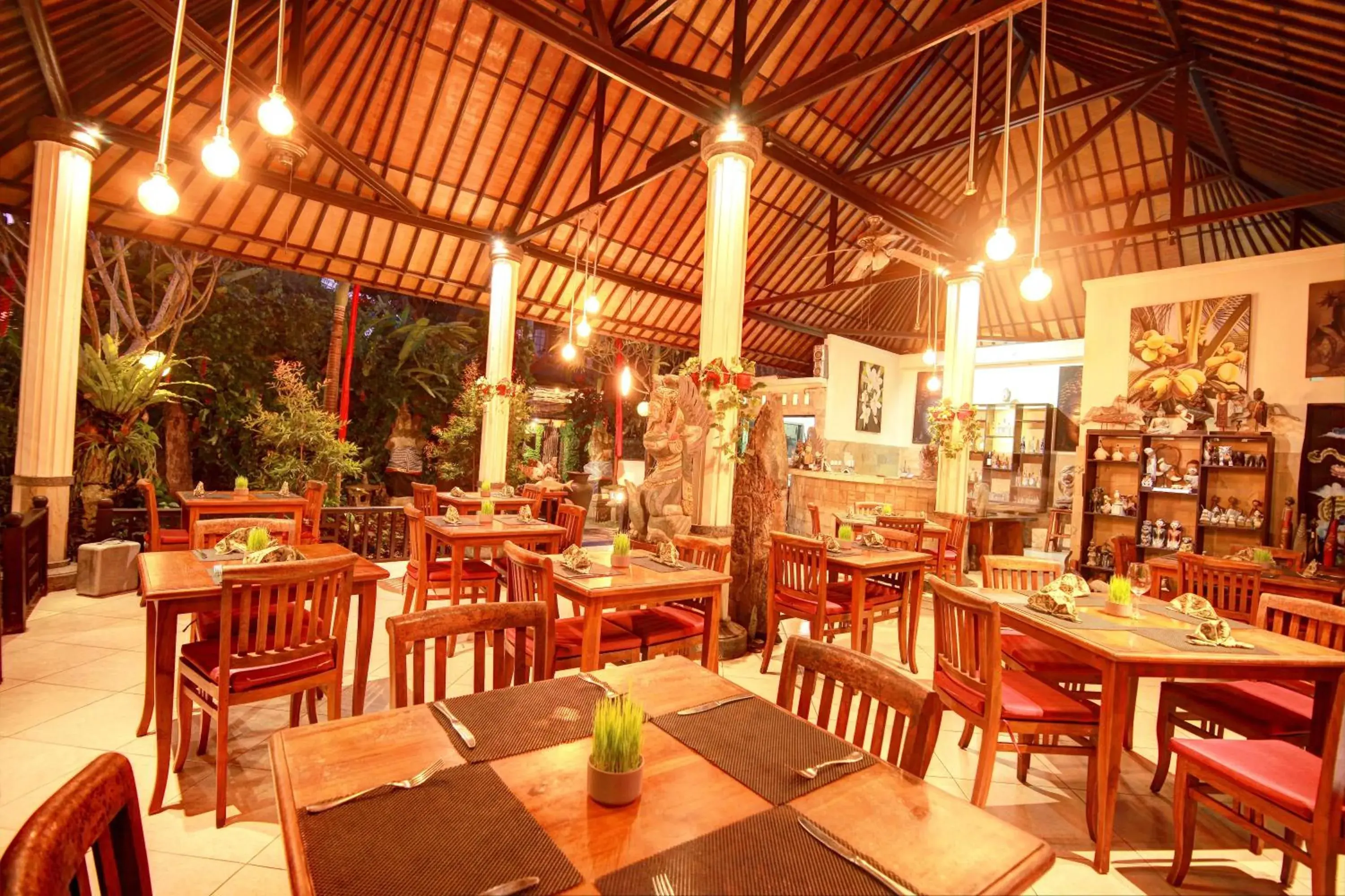 Restaurant/Places to Eat in Bali Dream Resort Ubud by Mahaputra