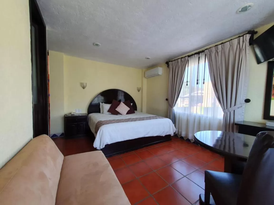 Bed in Hotel Real Del Valle