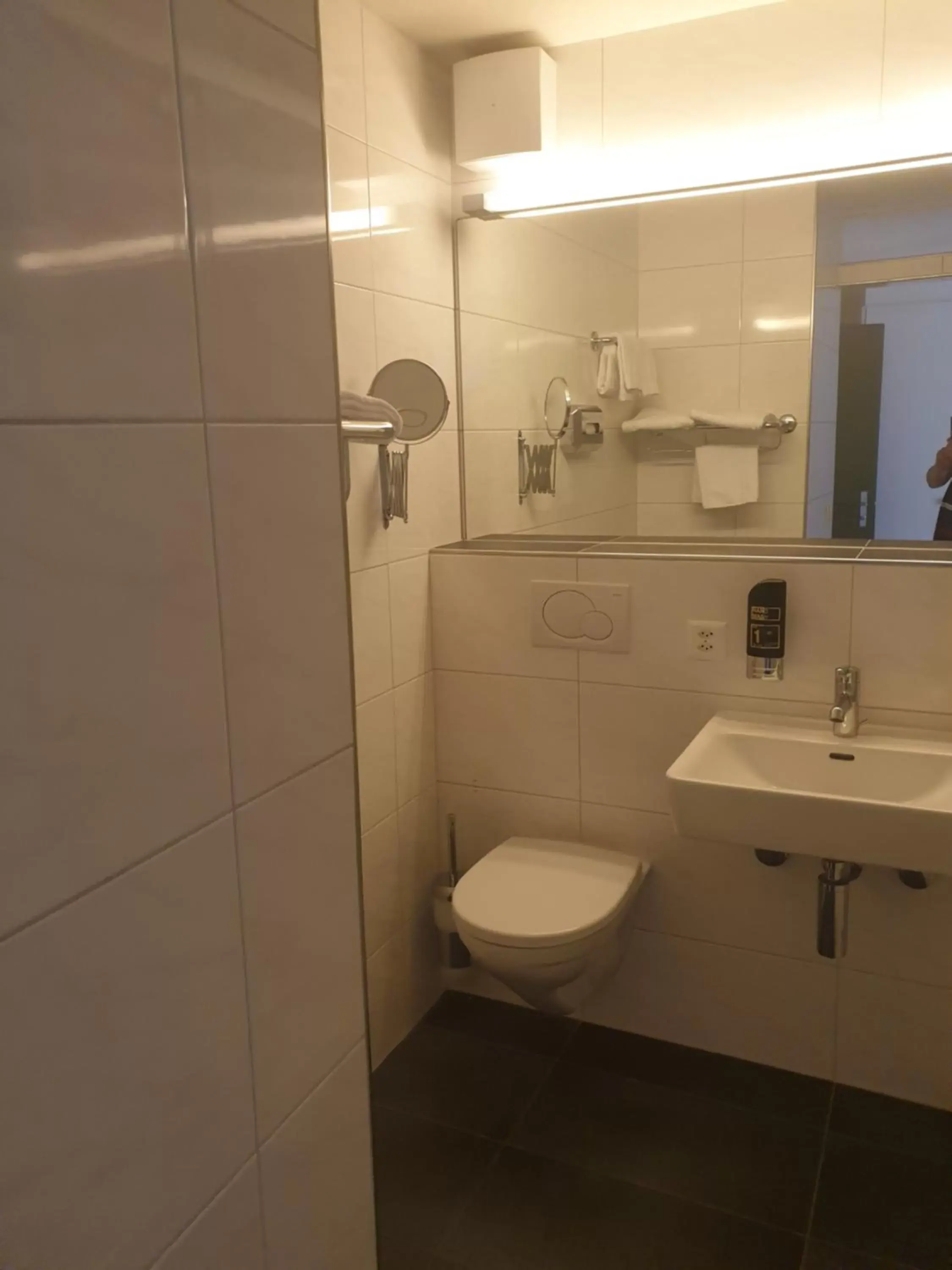 Bathroom in Das Hotel Sherlock Holmes