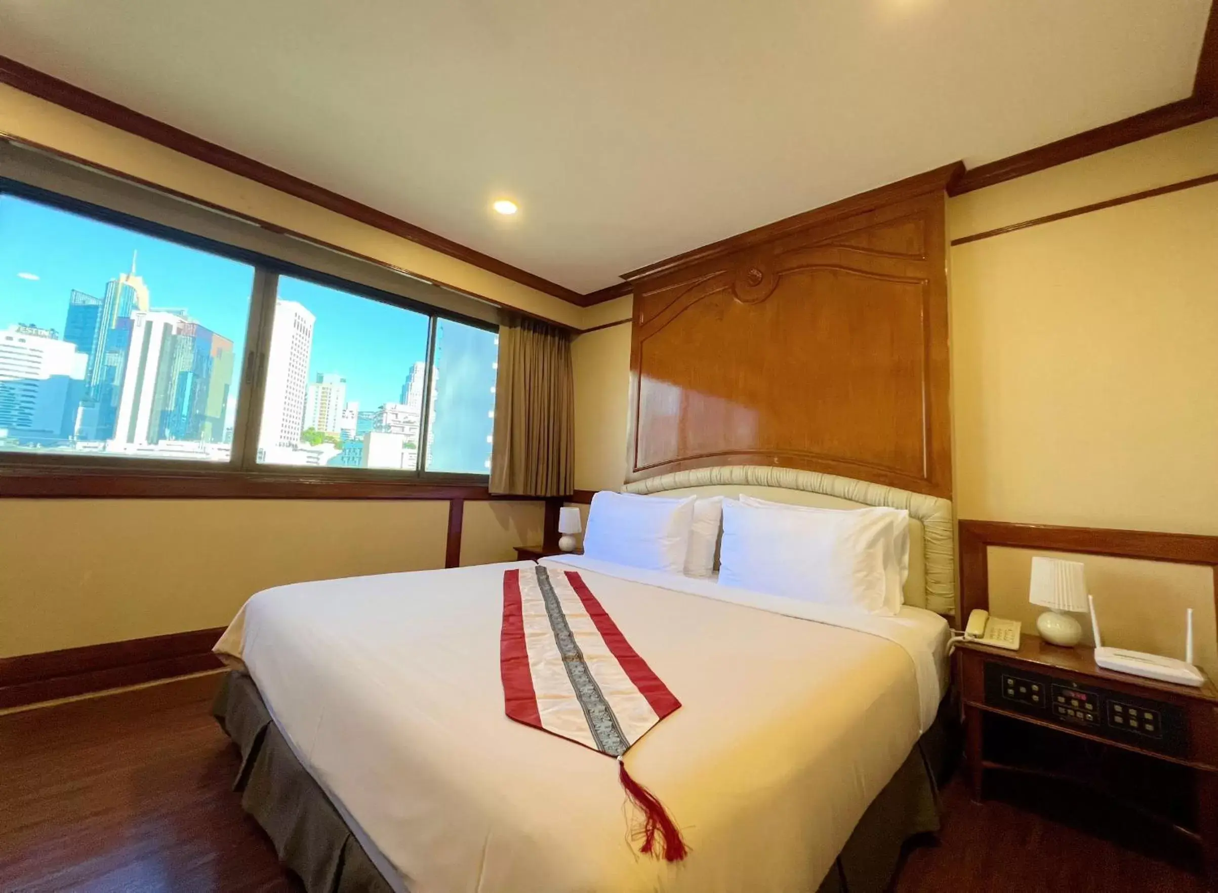 Bed in The Promenade Hotel - SHA Plus