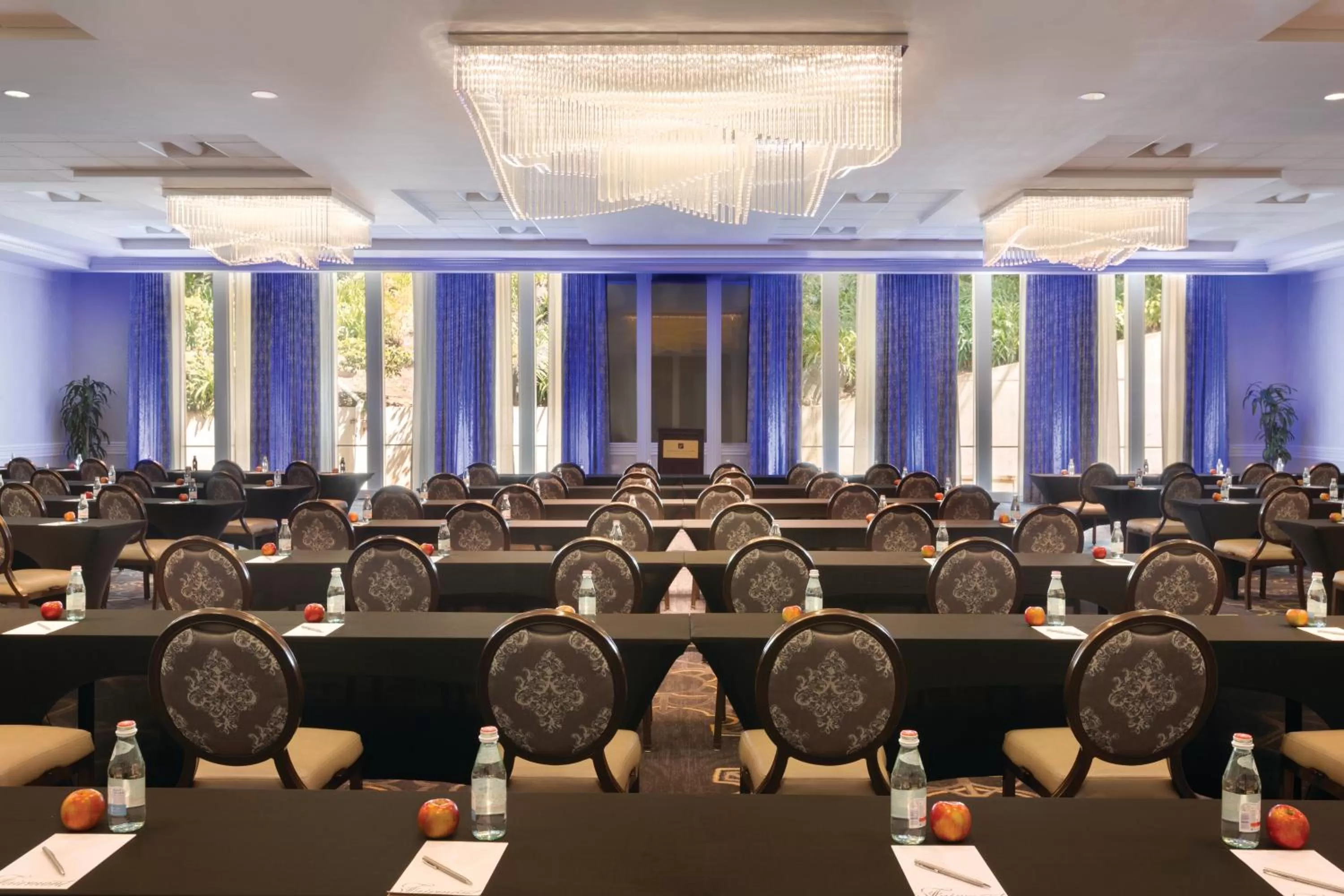 Banquet/Function facilities in Claremont Resort & Club