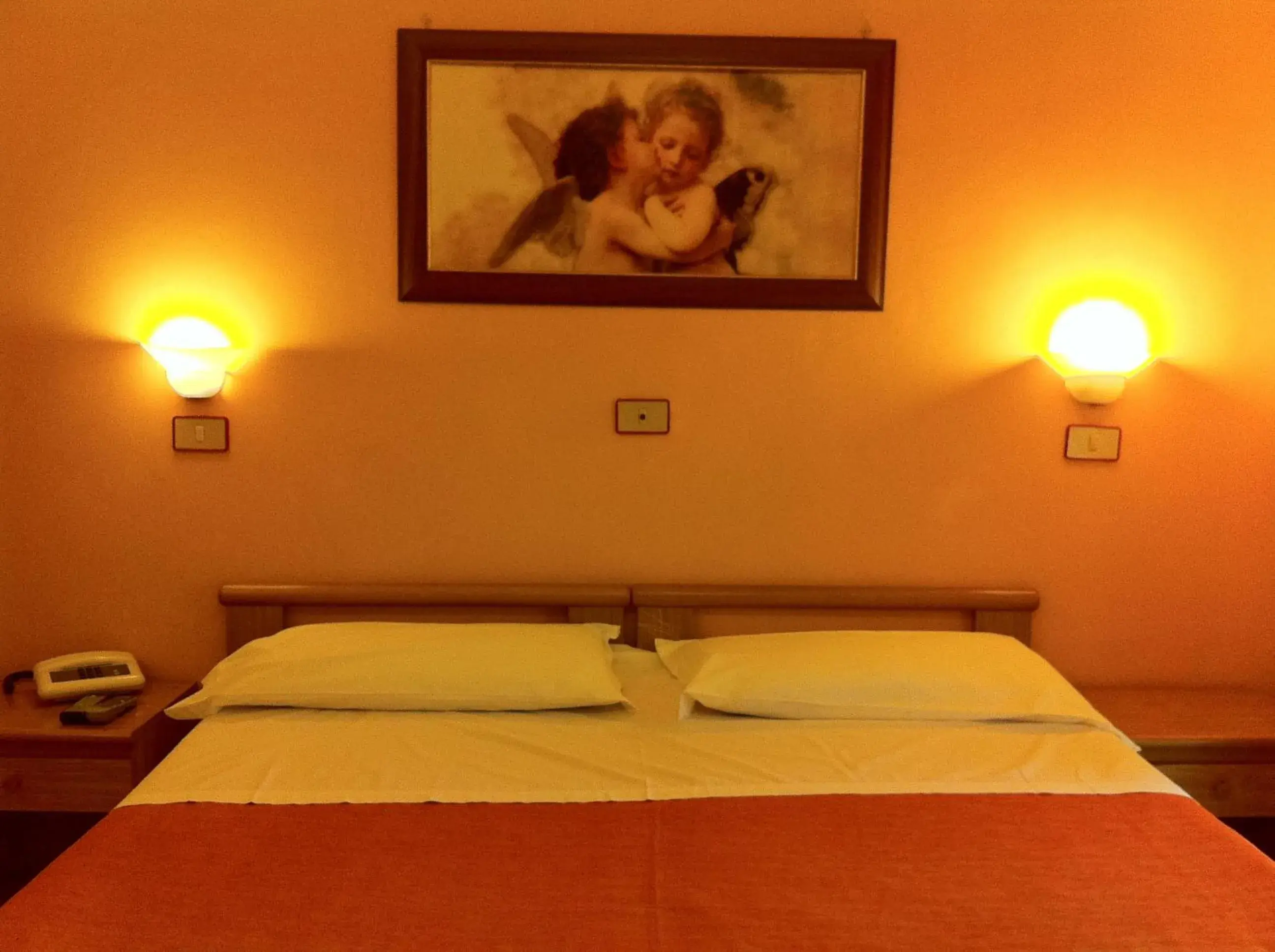 Bedroom, Bed in Hotel Pensione Romeo