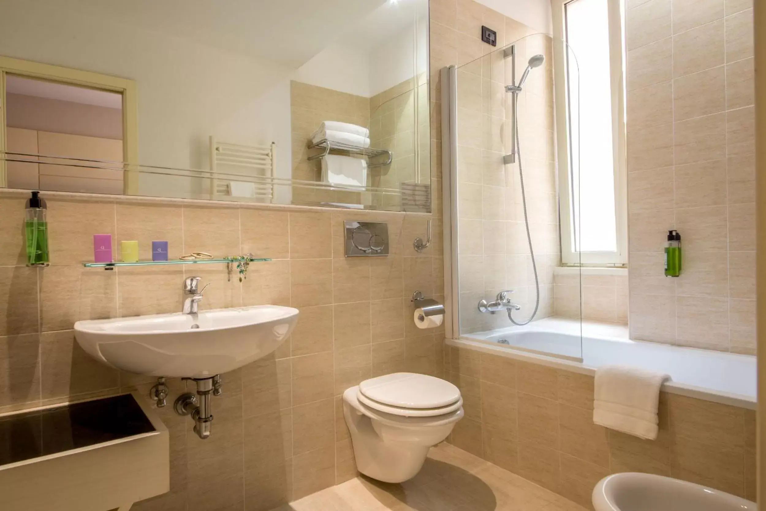 Bathroom in Hotel Oxford