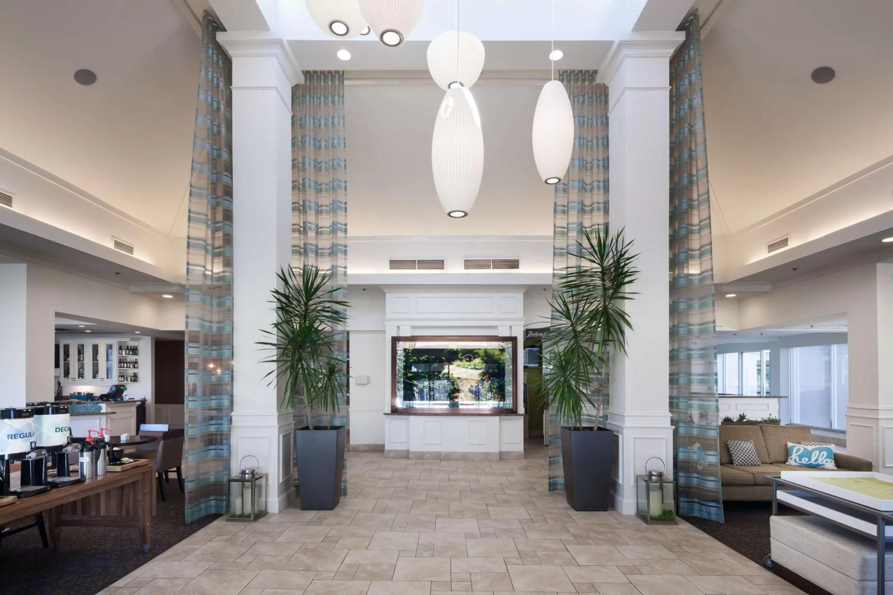 Lobby or reception in Hilton Garden Inn Savannah Airport