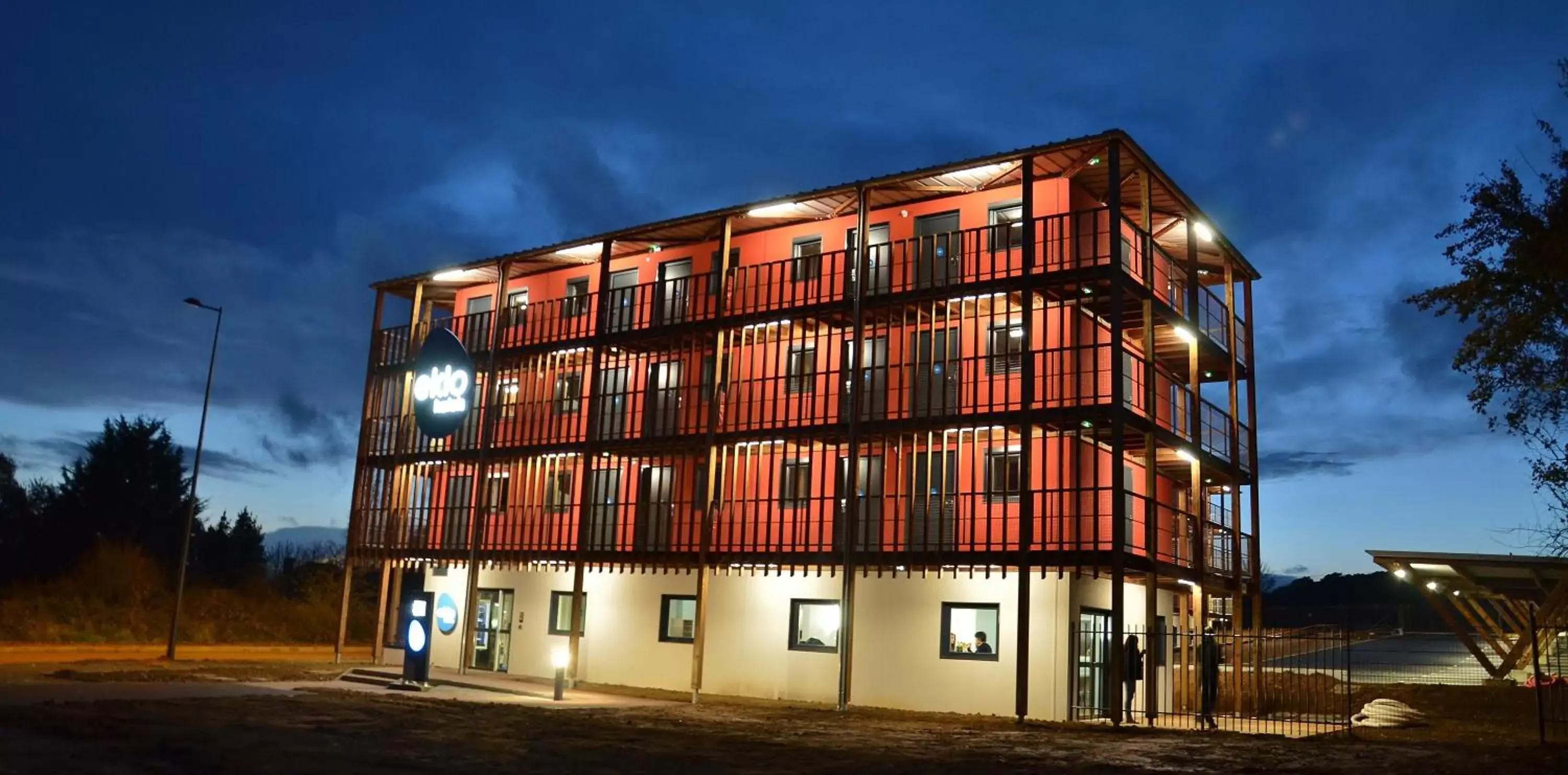 Facade/entrance, Property Building in Eklo Hotels Le Mans