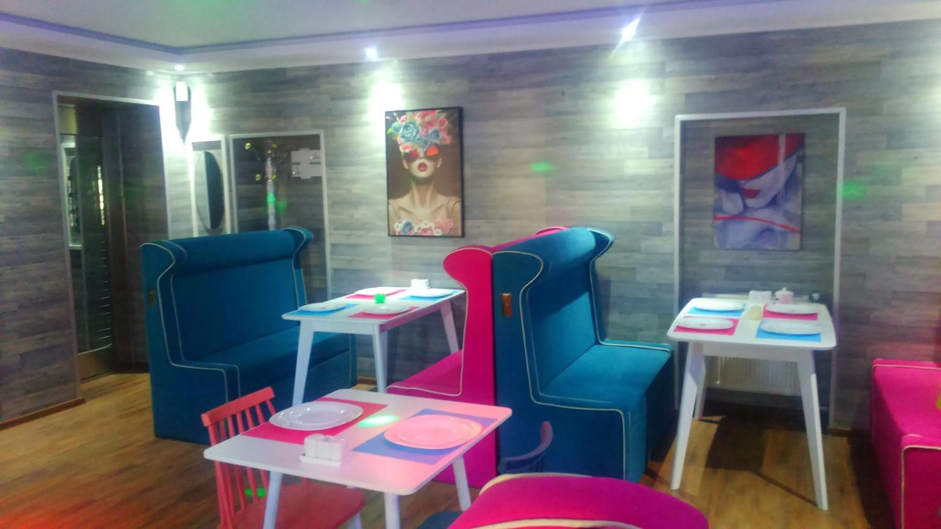 Hotel Lilo near Airport