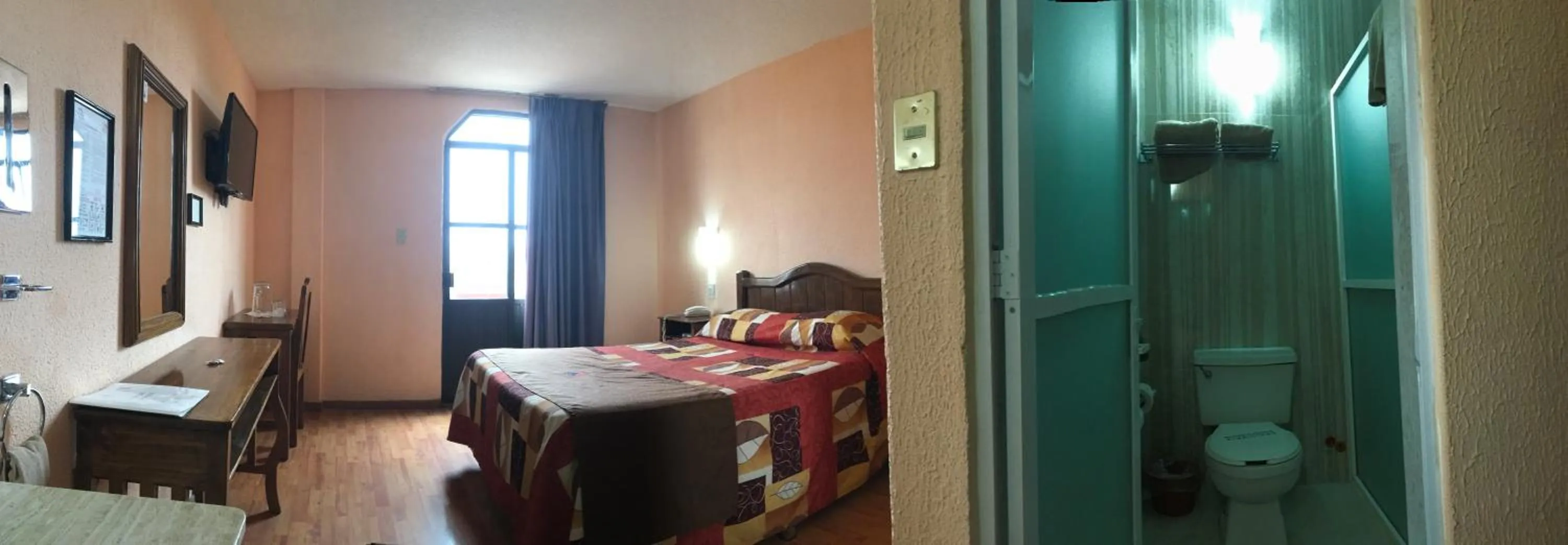 Photo of the whole room, Bed in Hotel San Angel