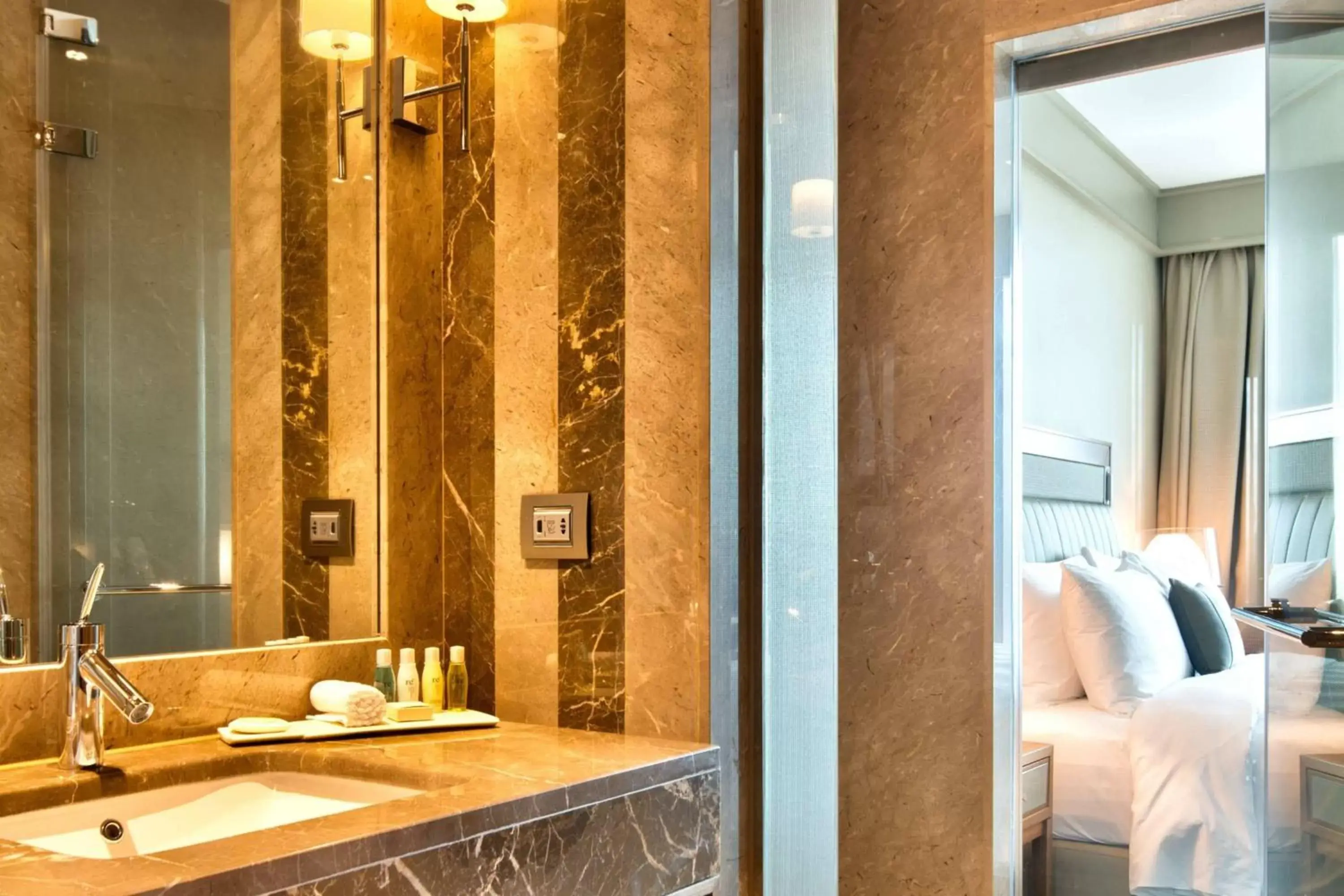 Bathroom in Renaissance Istanbul Polat Bosphorus Hotel