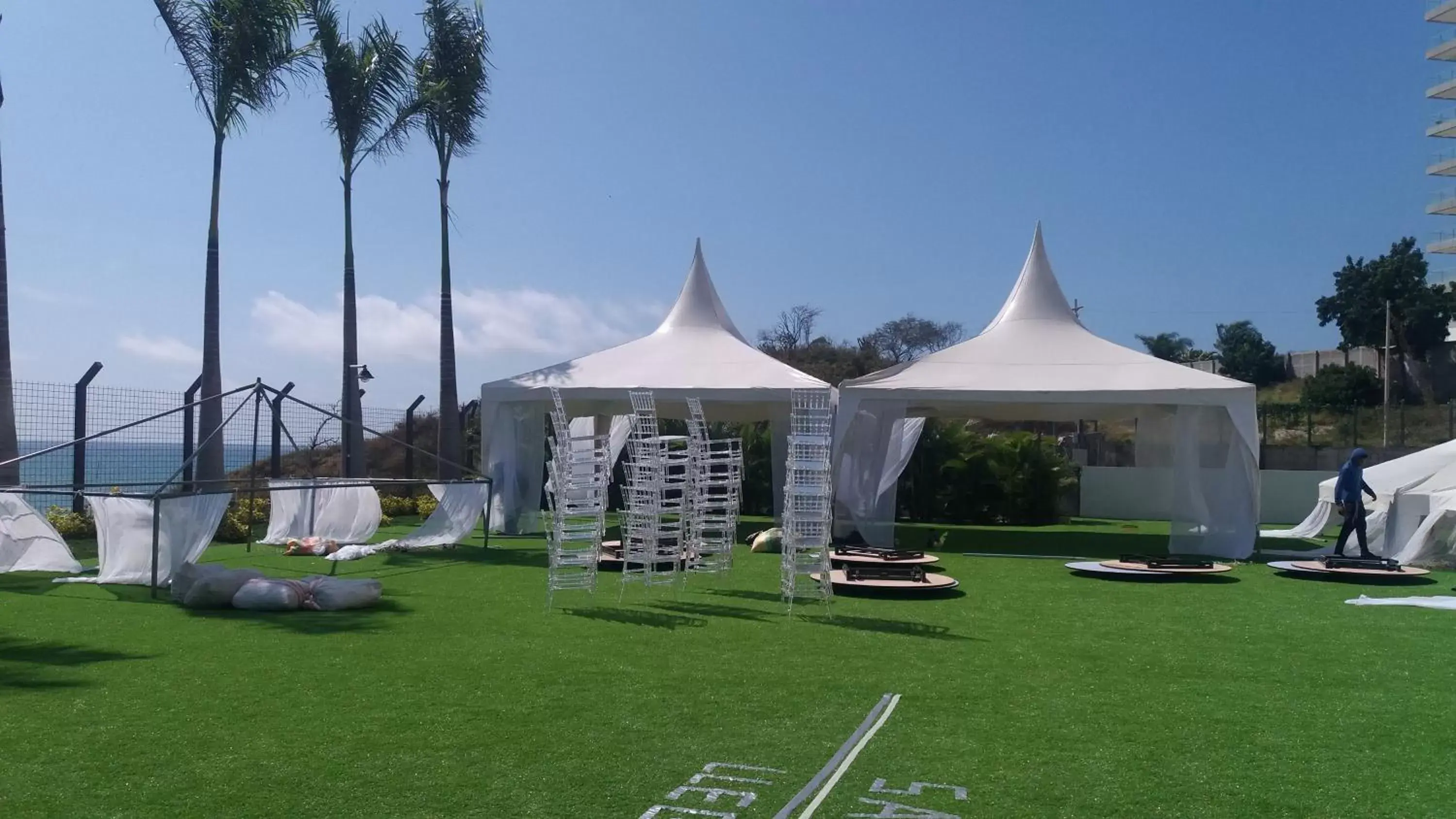 Children play ground in Wyndham Manta Sail Plaza Hotel and Convention Center