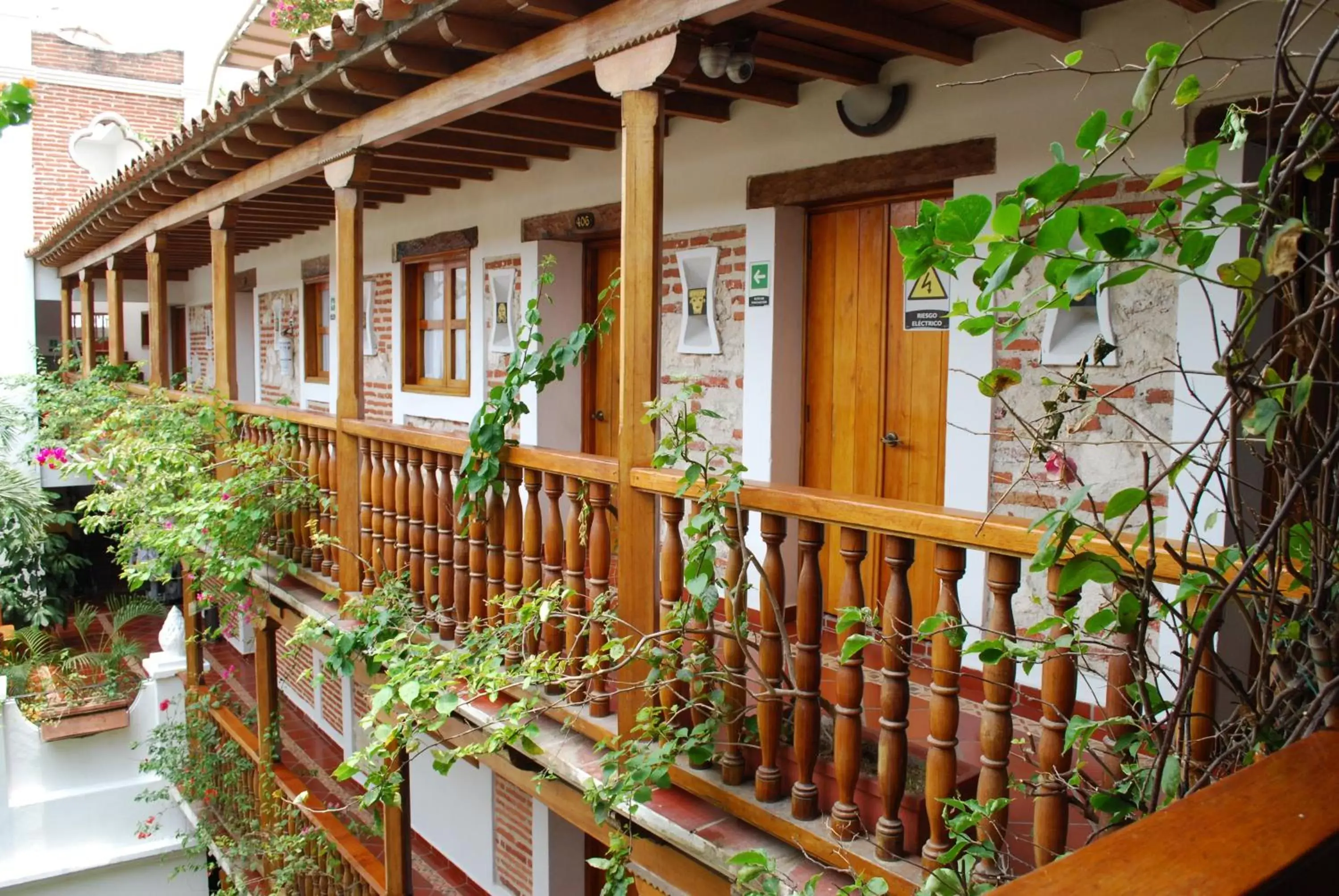 Facade/entrance, Balcony/Terrace in Hotel Don Pedro De Heredia