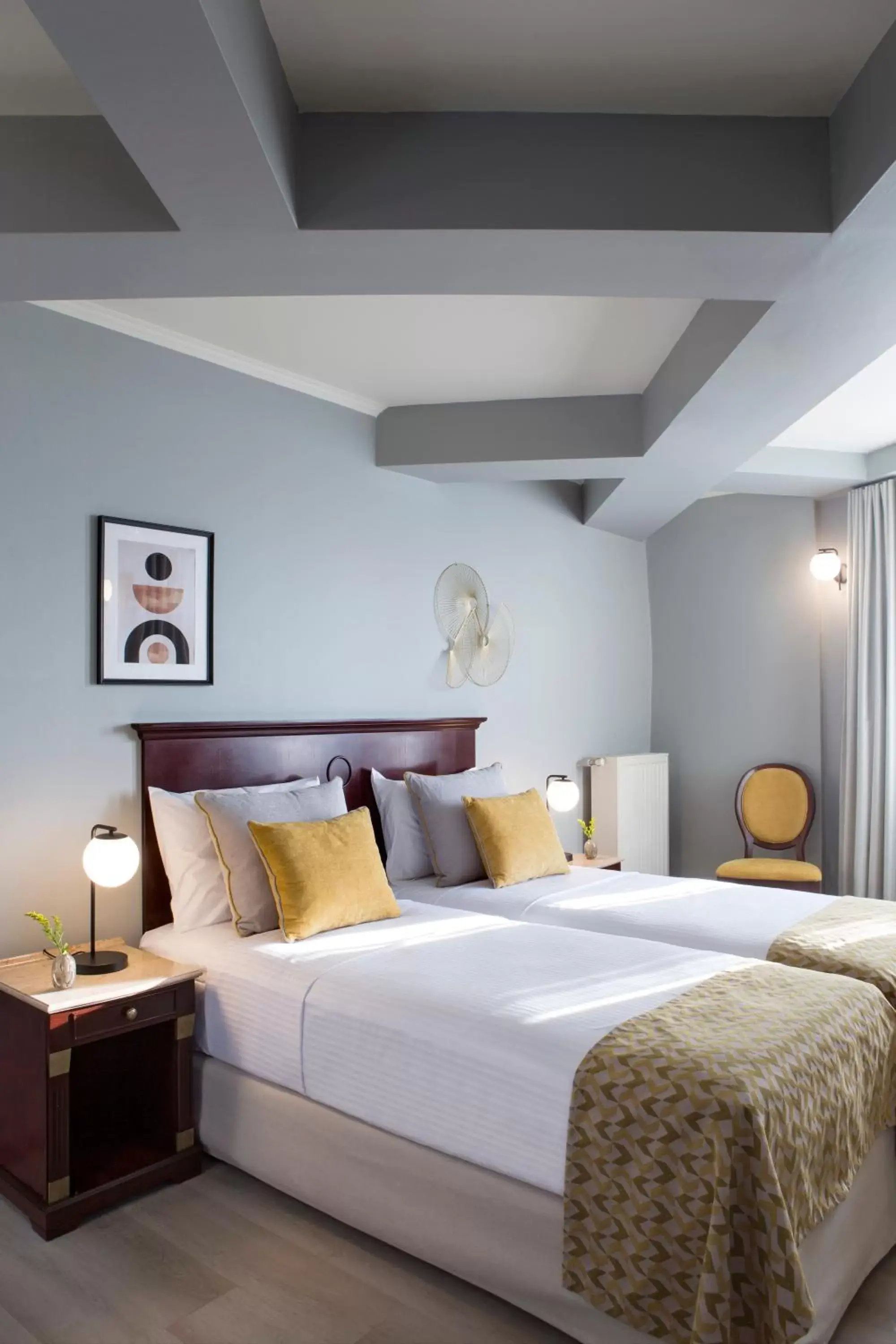Bed in Hotel Venezia by Zeus International