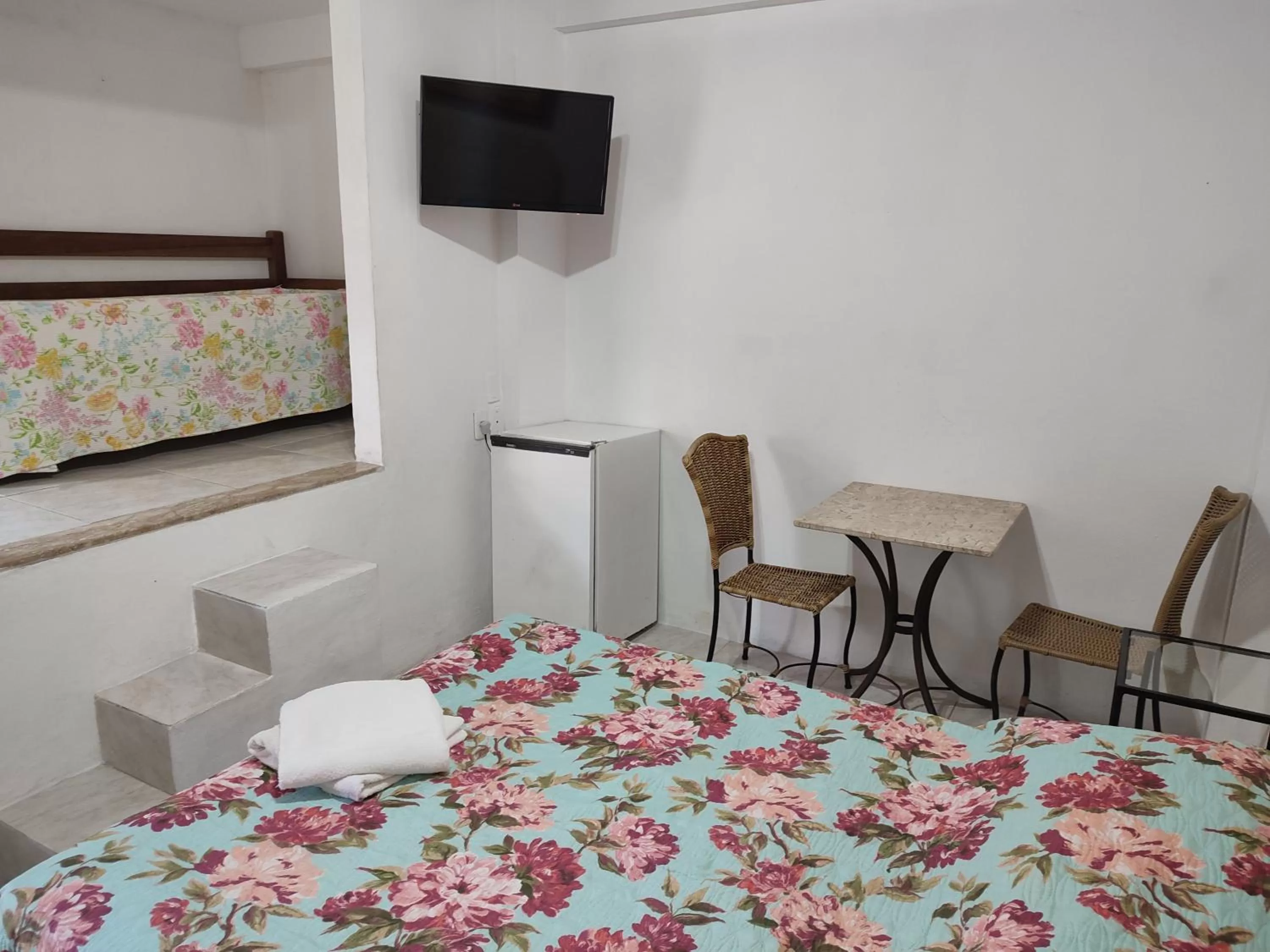 oven, Bed in Pousada L'étage