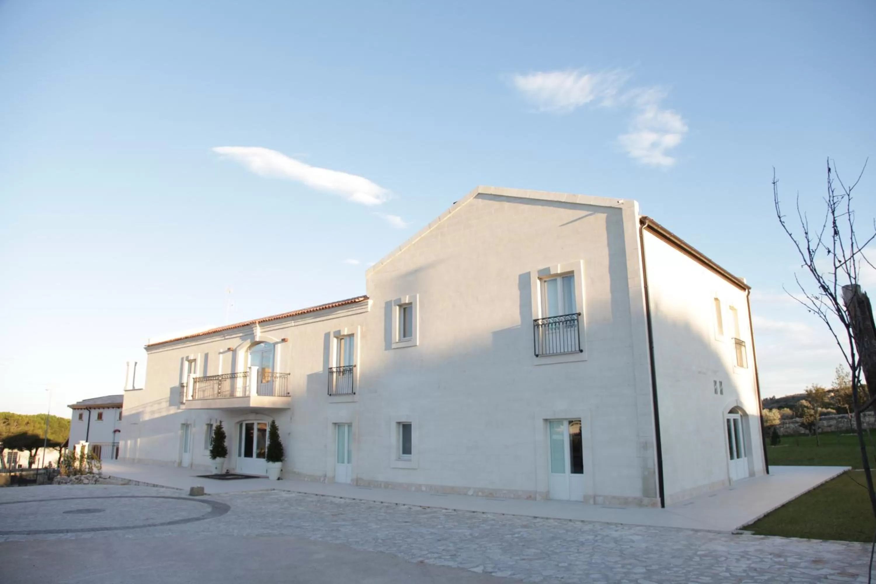 Property building in Hotel Cave Del Sole