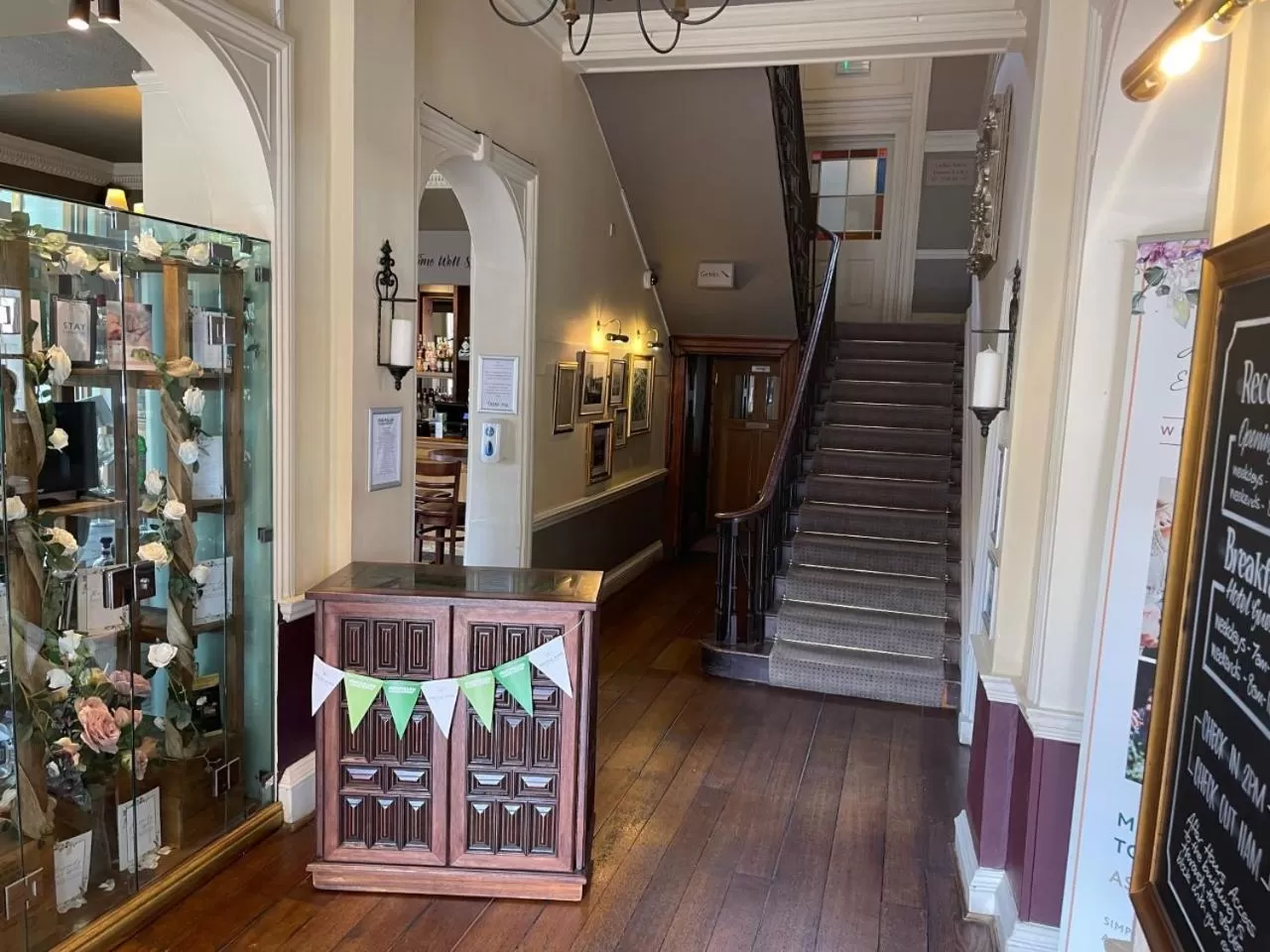 Lobby or reception in Manor Hotel by Greene King Inns