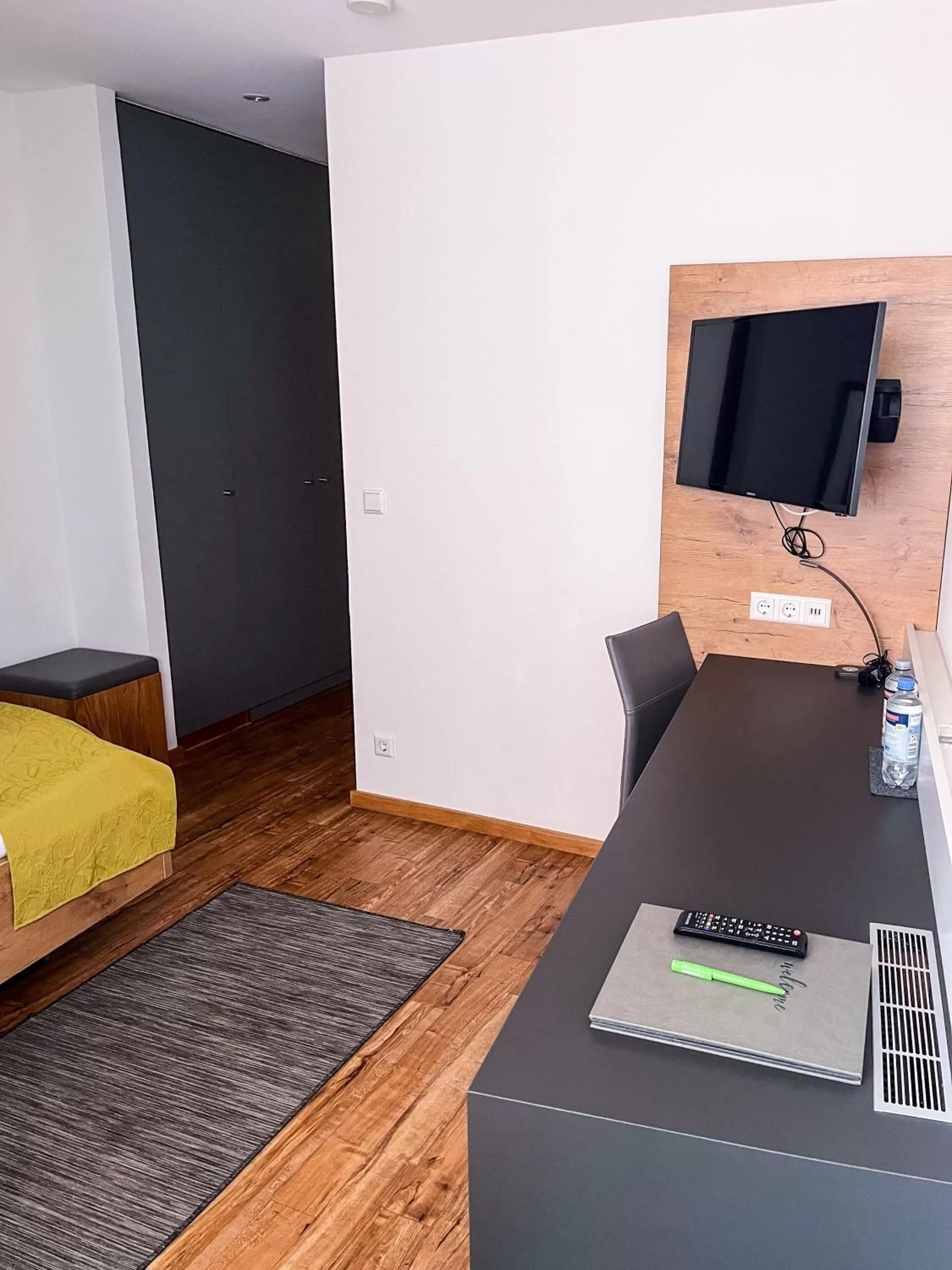 Photo of the whole room in Torstuben