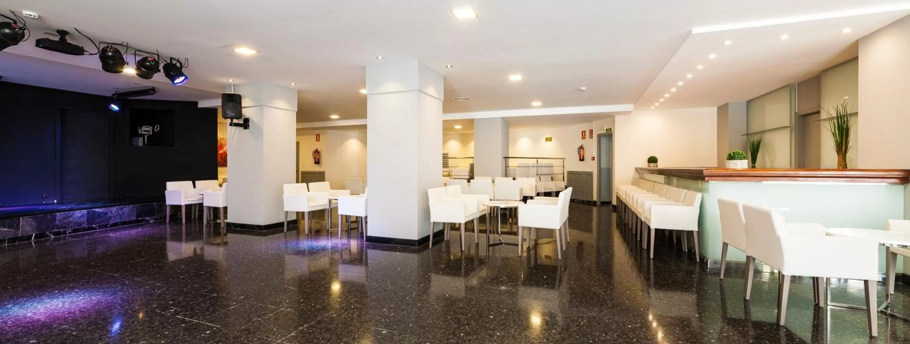 Lounge or bar in Globales Palmanova