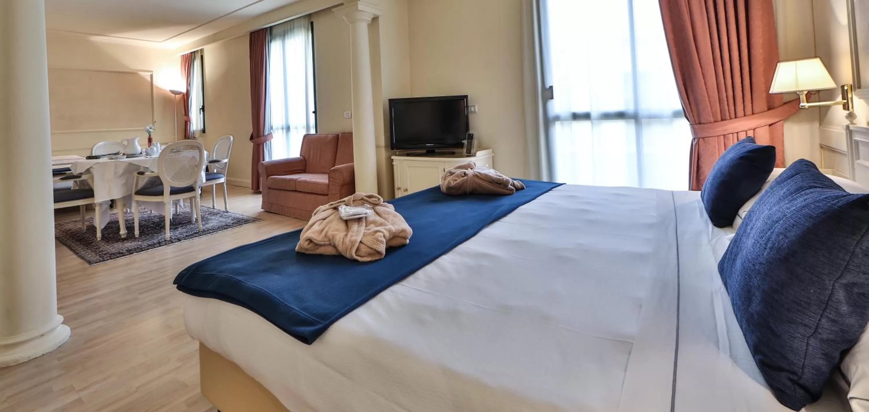 Bedroom, Bed in Hotel San Marco & Formula Club