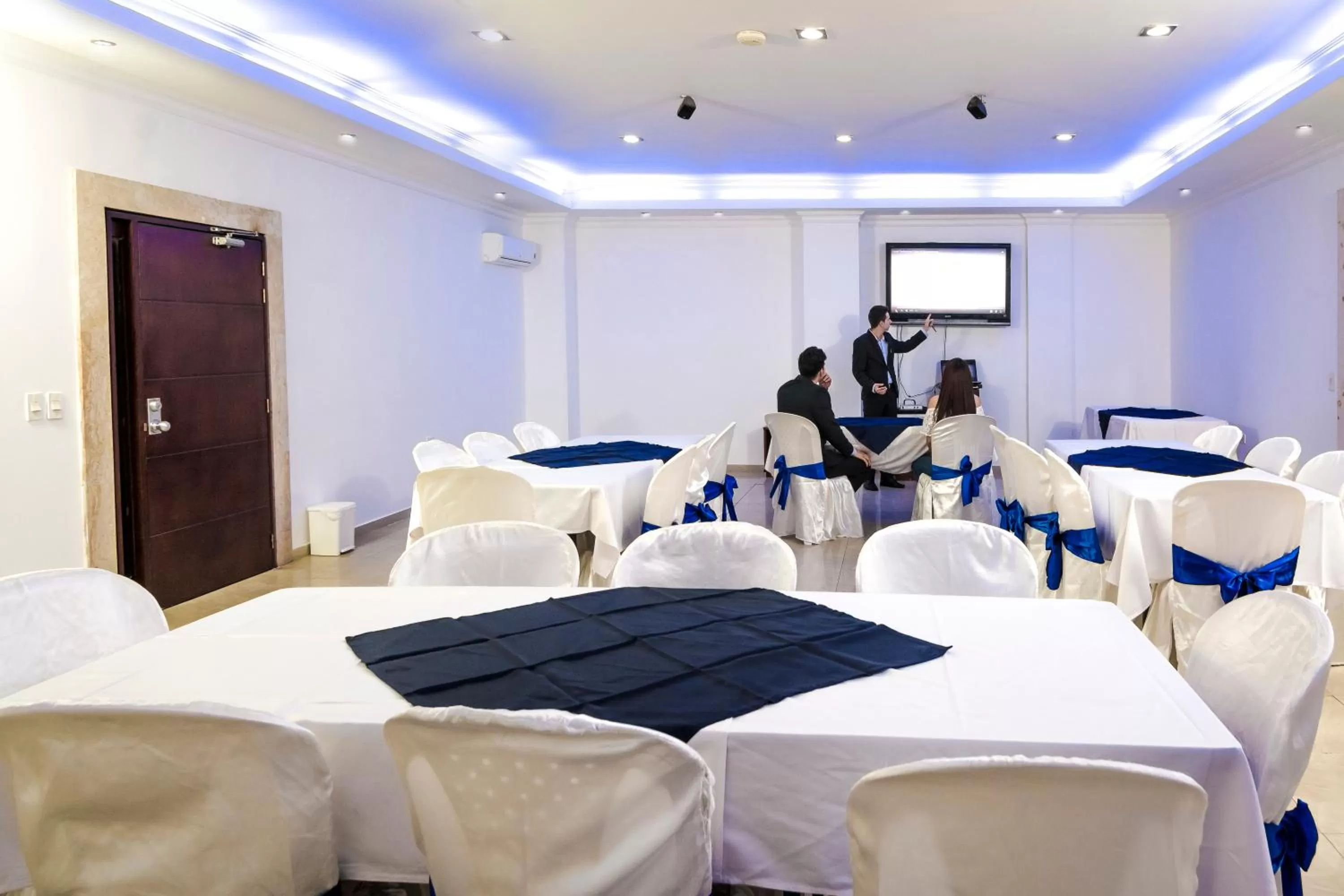 Business facilities in Hotel Preferencial Class