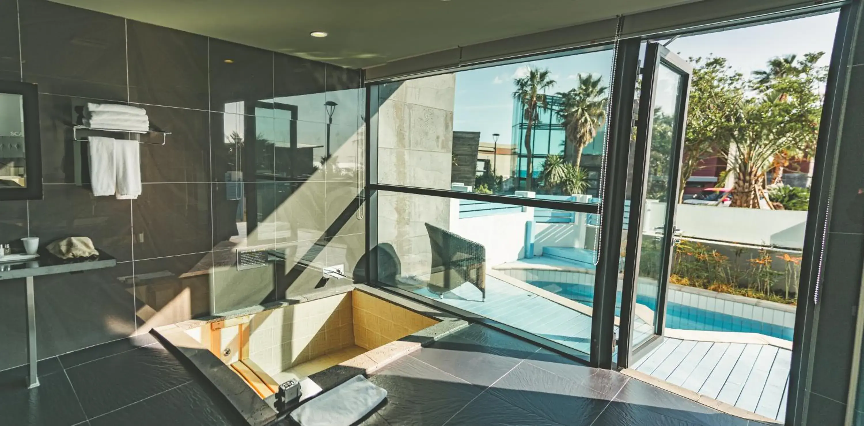 Pool View in Jeju Hotel Scarboro Pool View in Jeju Hotel Scarboro