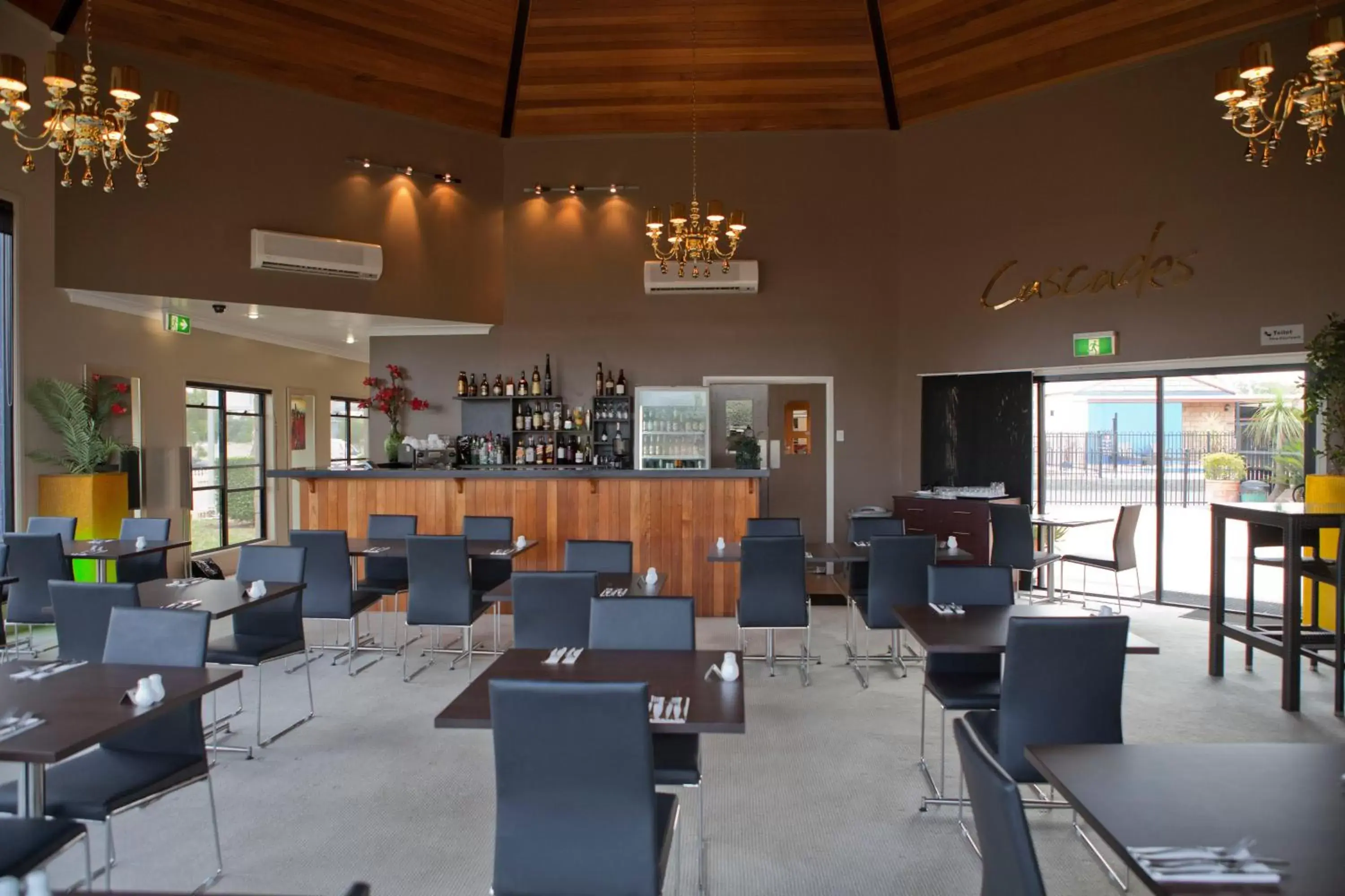 Restaurant/places to eat, Lounge/Bar in Best Western Ascot Lodge Motor Inn
