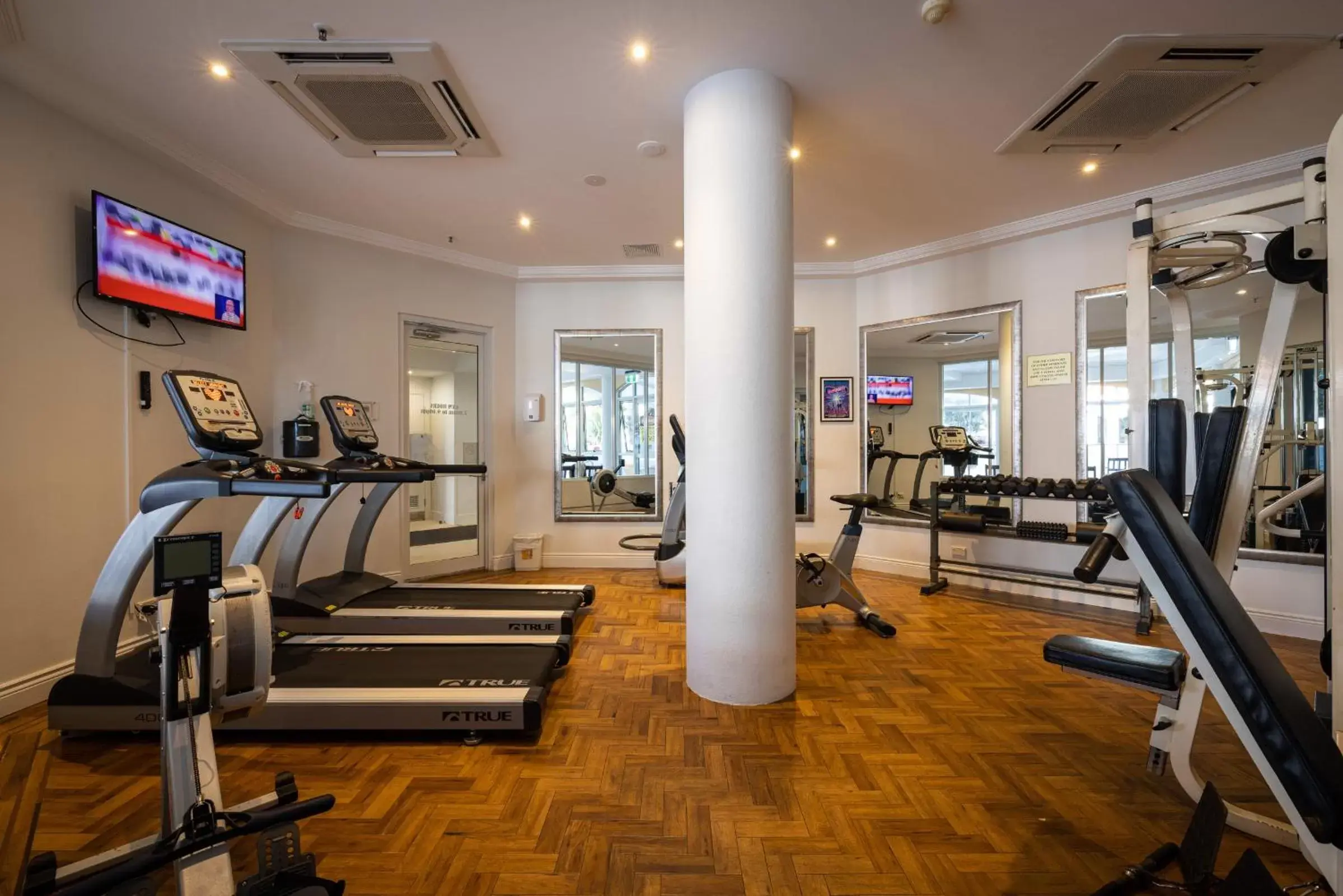 Fitness centre/facilities, Fitness Center/Facilities in Bel Air on Broadbeach