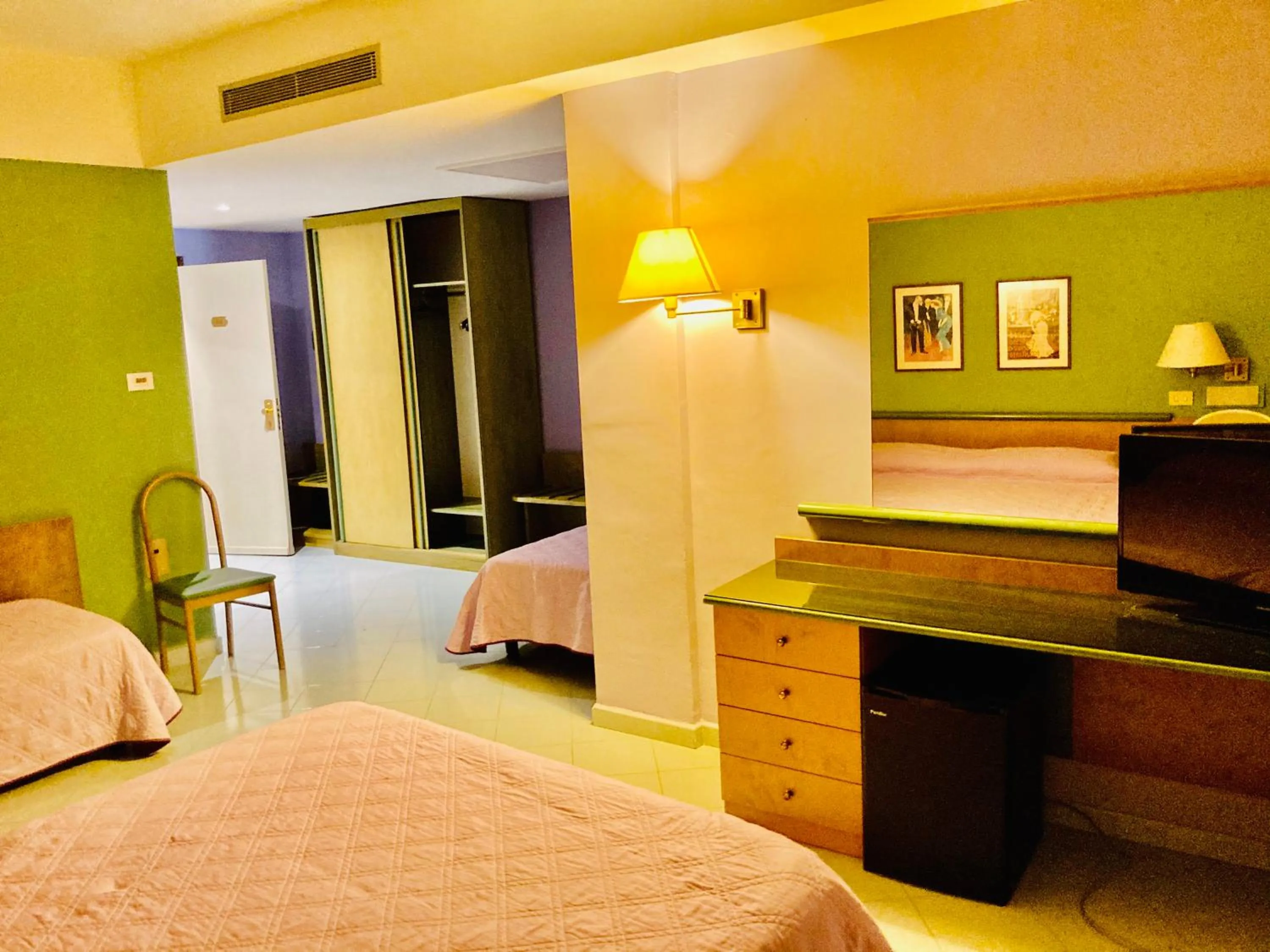 TV and multimedia, Bed in Hotel dei Congressi