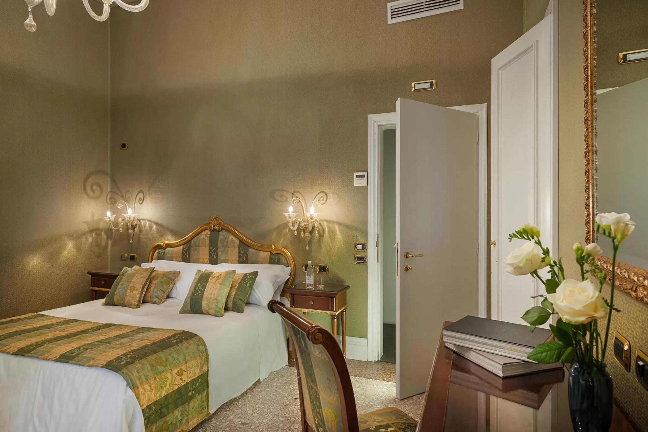 Photo of the whole room, Bed in Ca' Gottardi