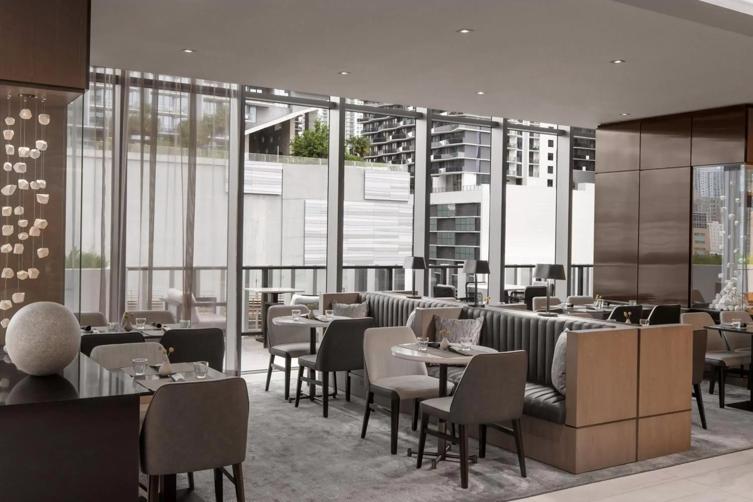 Restaurant/Places to Eat in AC Hotel By Marriott Miami Brickell