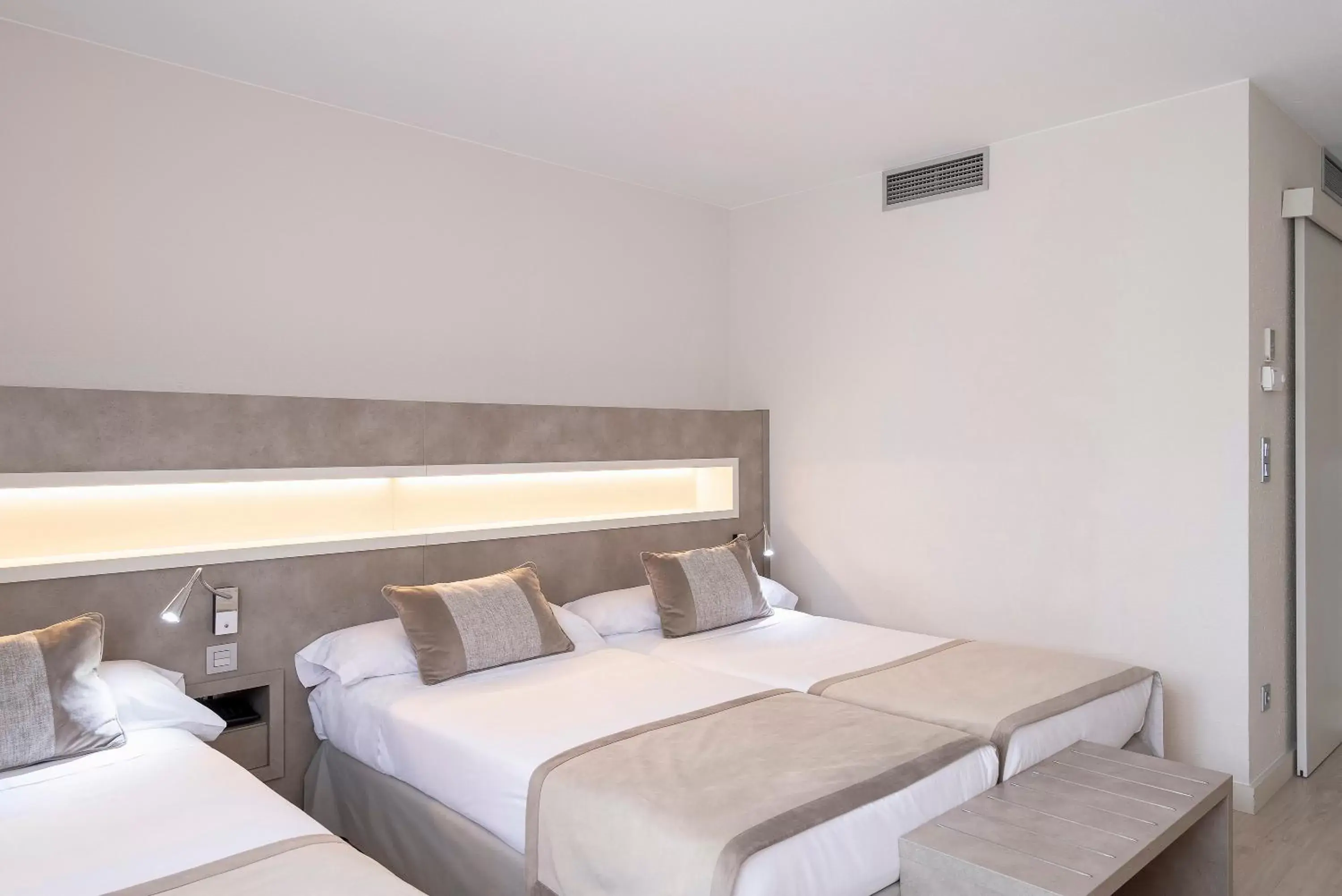 Bed in Hotel & Spa Real Jaca