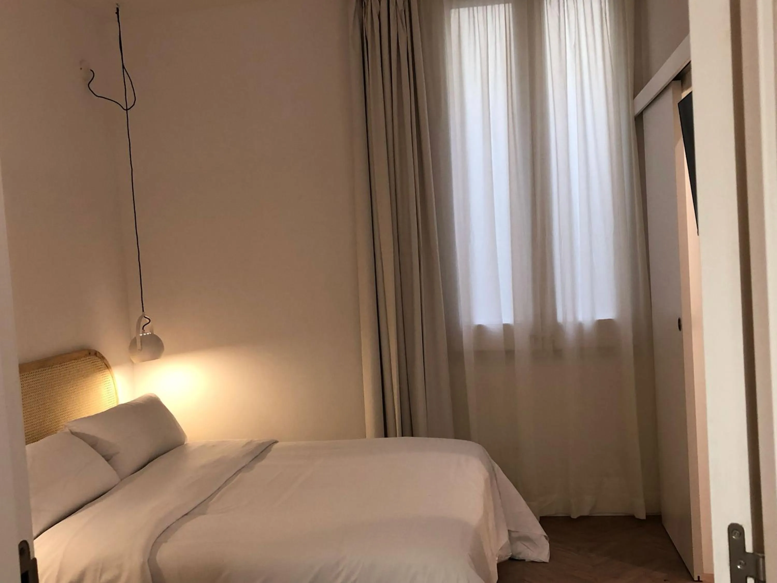 Bedroom, Bed in The MO House