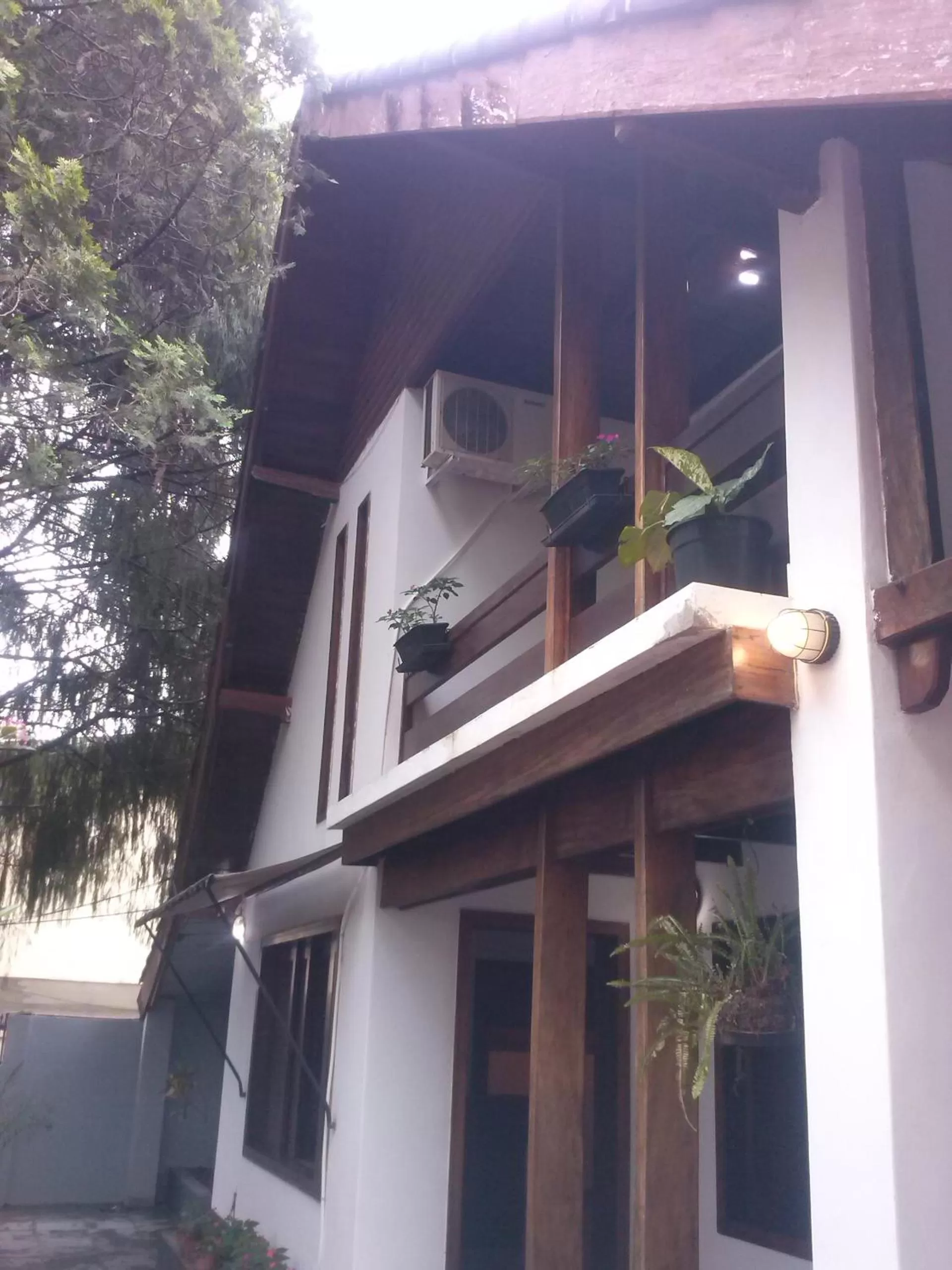 Property building in Petit Hotel Caraguata